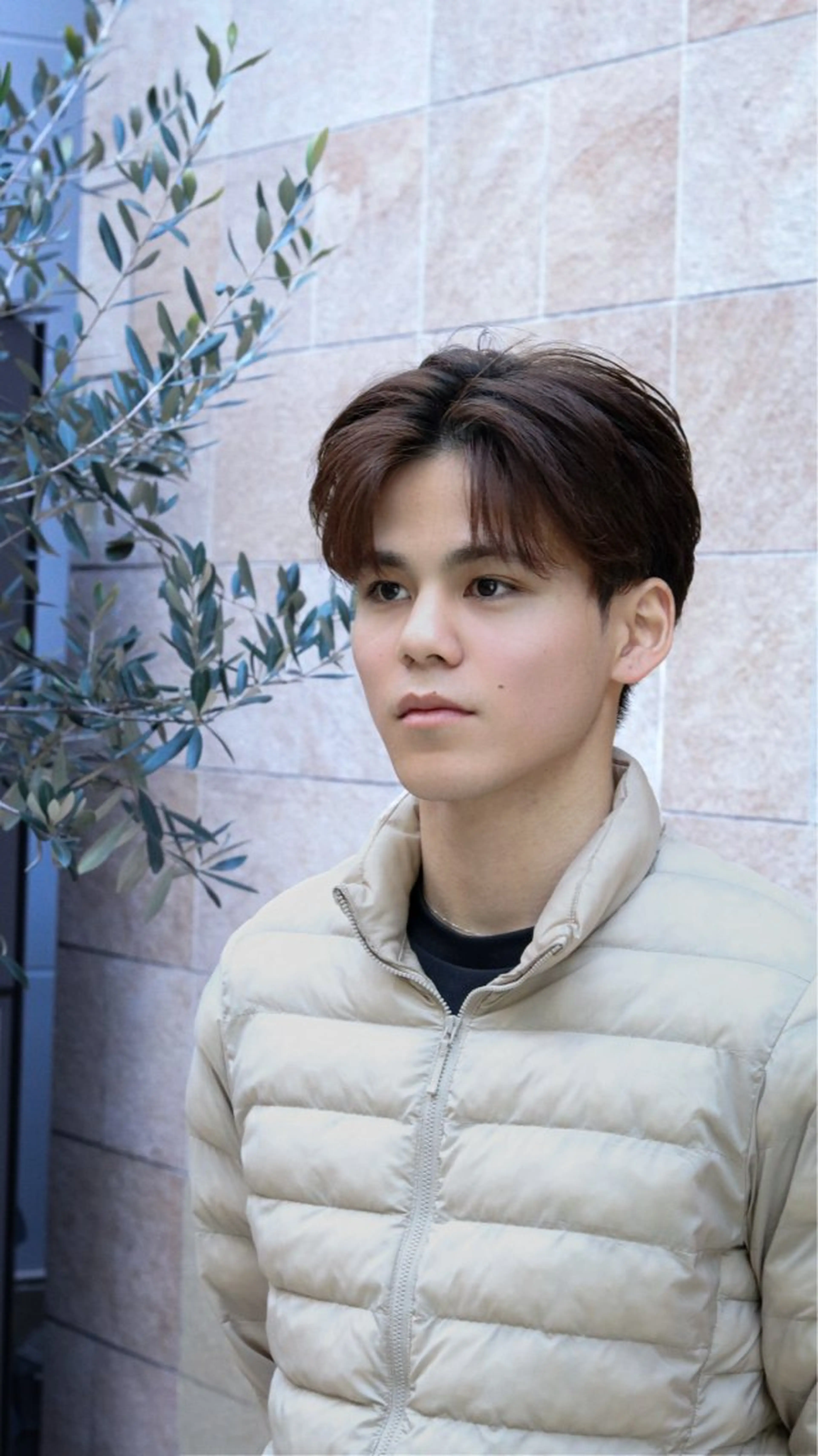 ミディアム カラー メンズ センターパート メンズ韓国風 韓国風ヘア カット ヘアカラー メンズ カラー特化/ カラー特化/池田海斗のヘアスタイル