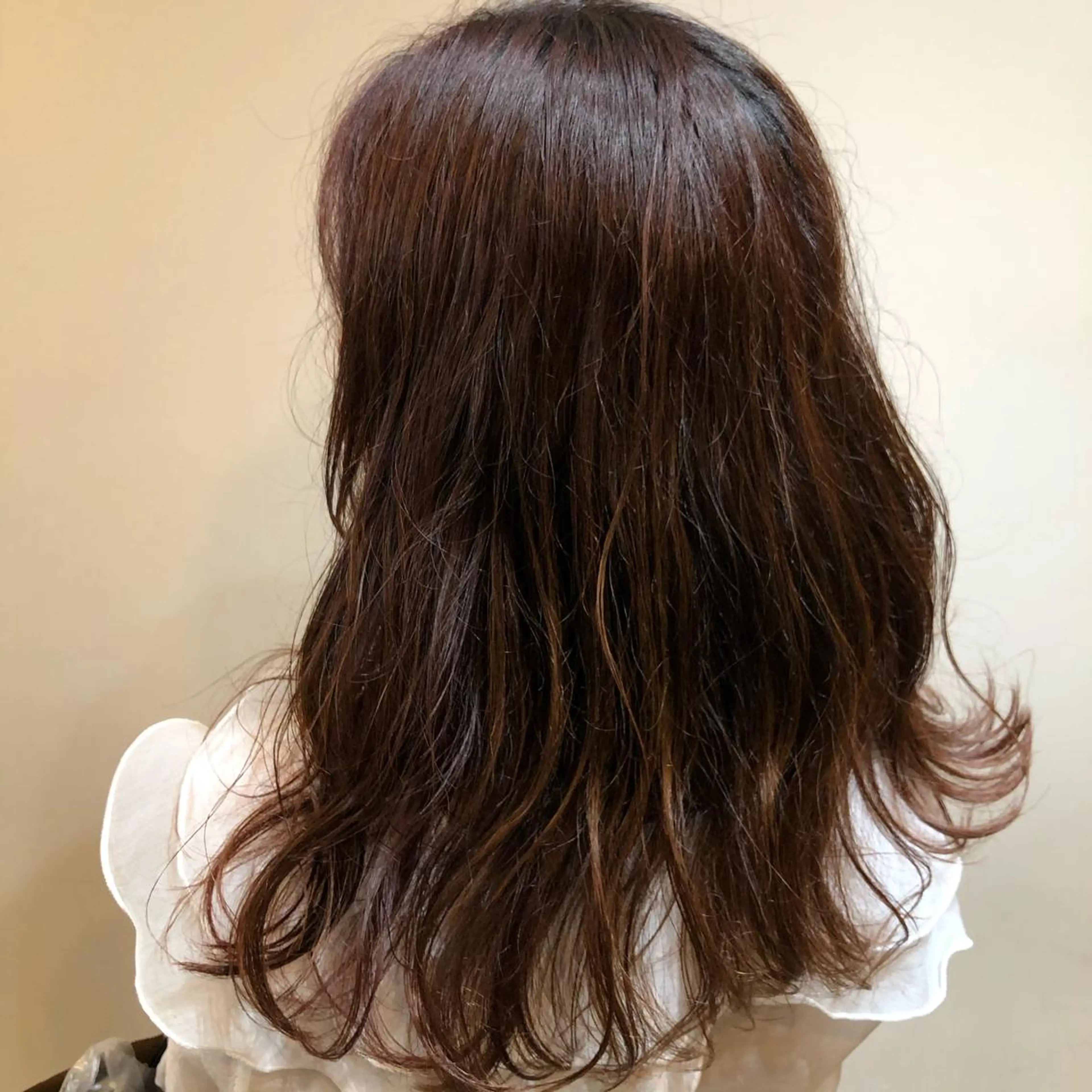 ミディアム カラー esu心斎橋所属・esu☀️勇美☀️ 髪質改善ストレートのヘアスタイル