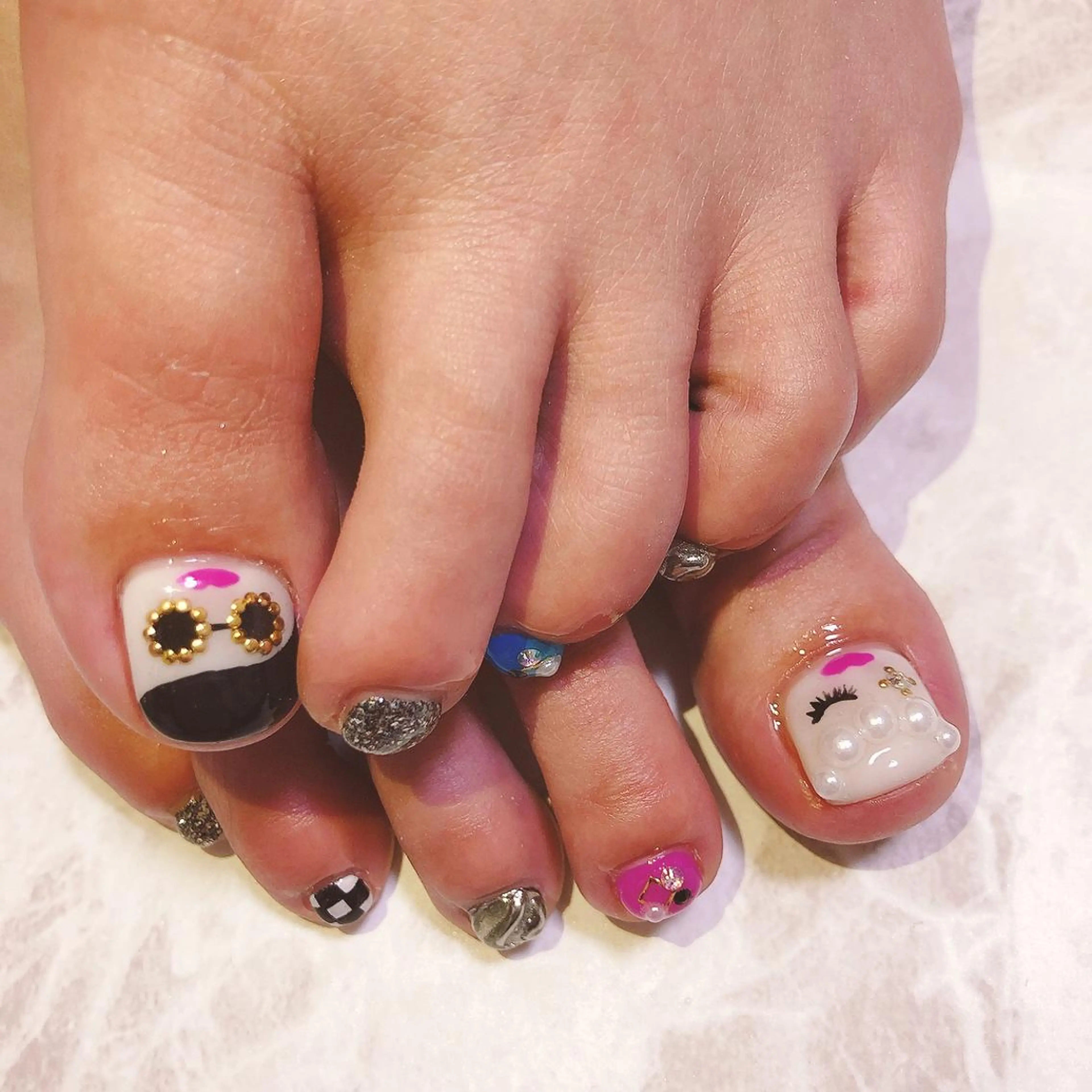 ネイル VIOLUS所属・VIOLUS 関目のネイルデザイン