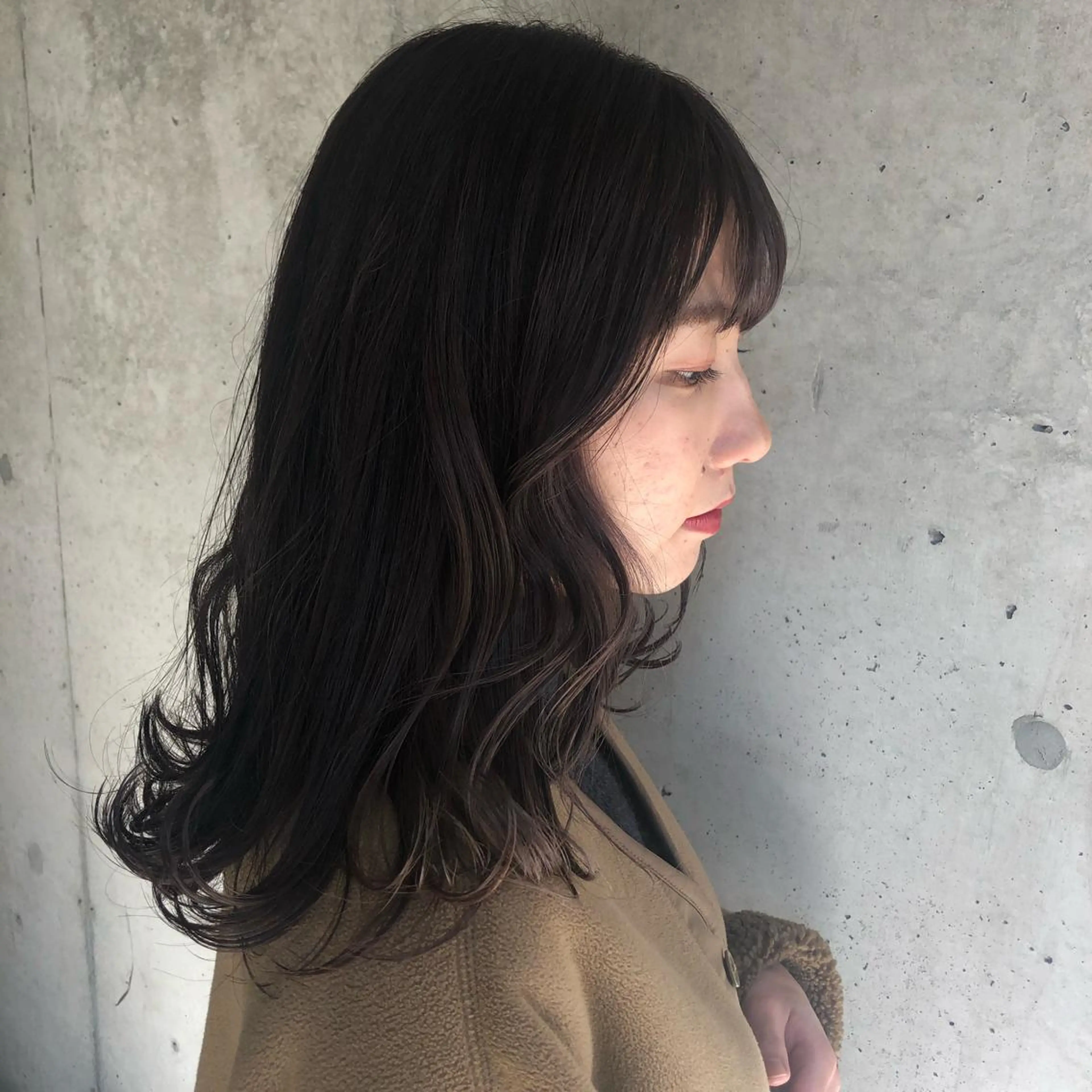 セミロング カラー アッシュ ベージュカラー ブリーチ 透明感カラー ダブルカラー 韓国風ヘア♡ runaのヘアスタイル