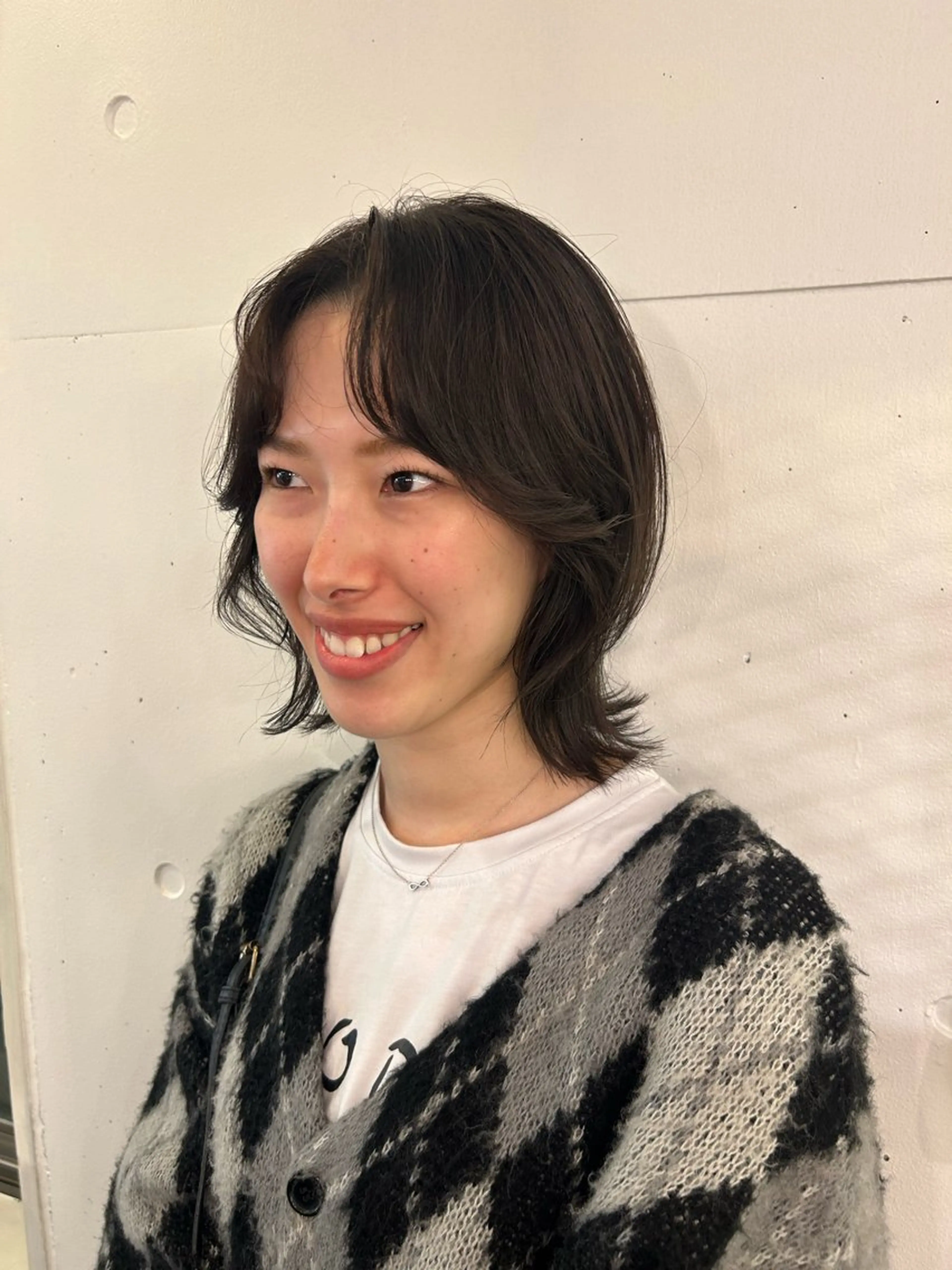 ミディアム カット ヘアカラー すずき さくやのヘアスタイル