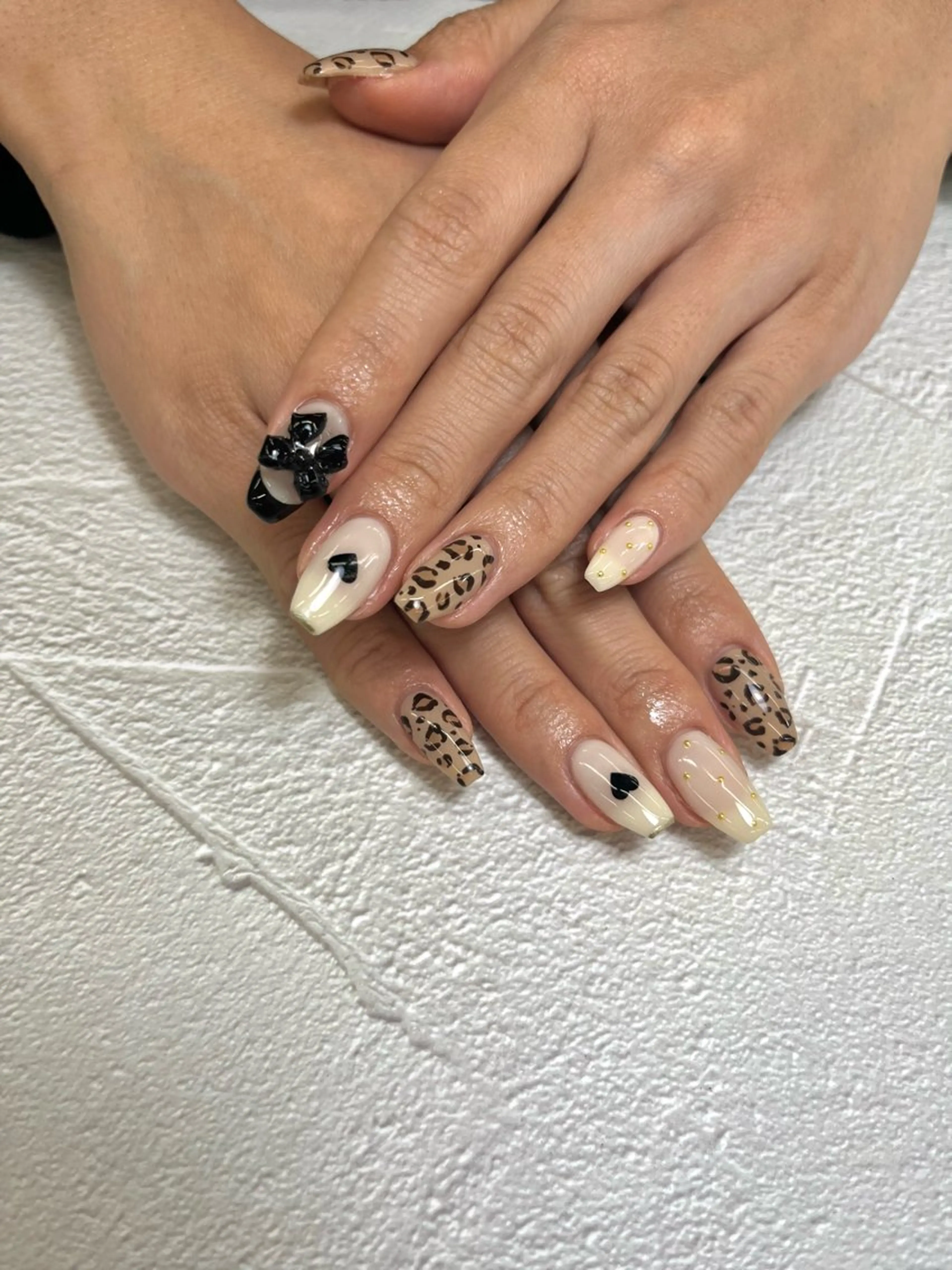 ネイル アニマル柄 ハンドネイル repos-ルポ-所属・repos yoshitomeのネイルデザイン