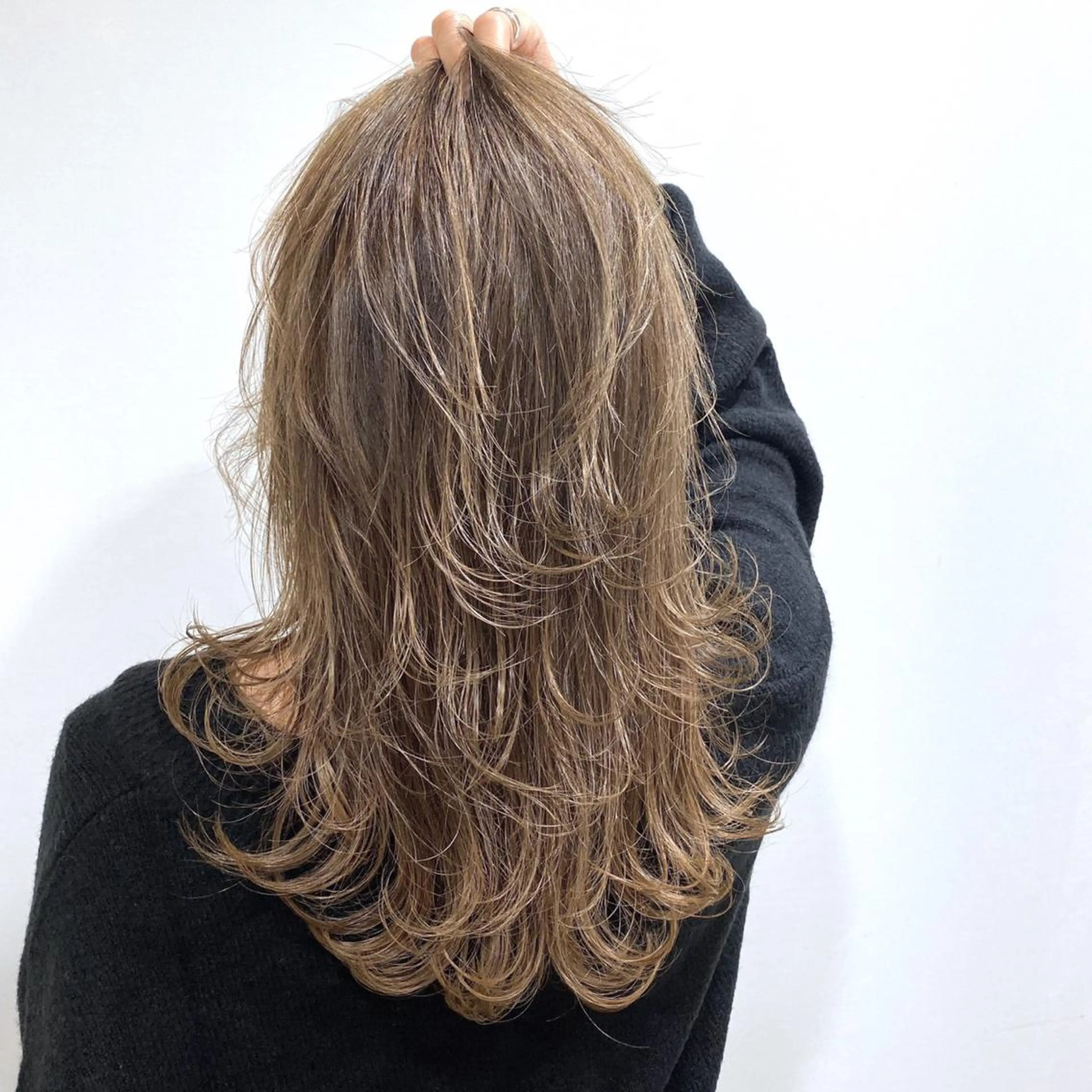 ロング カラー グランジヘア 無造作ヘアHYUGAのヘアスタイル