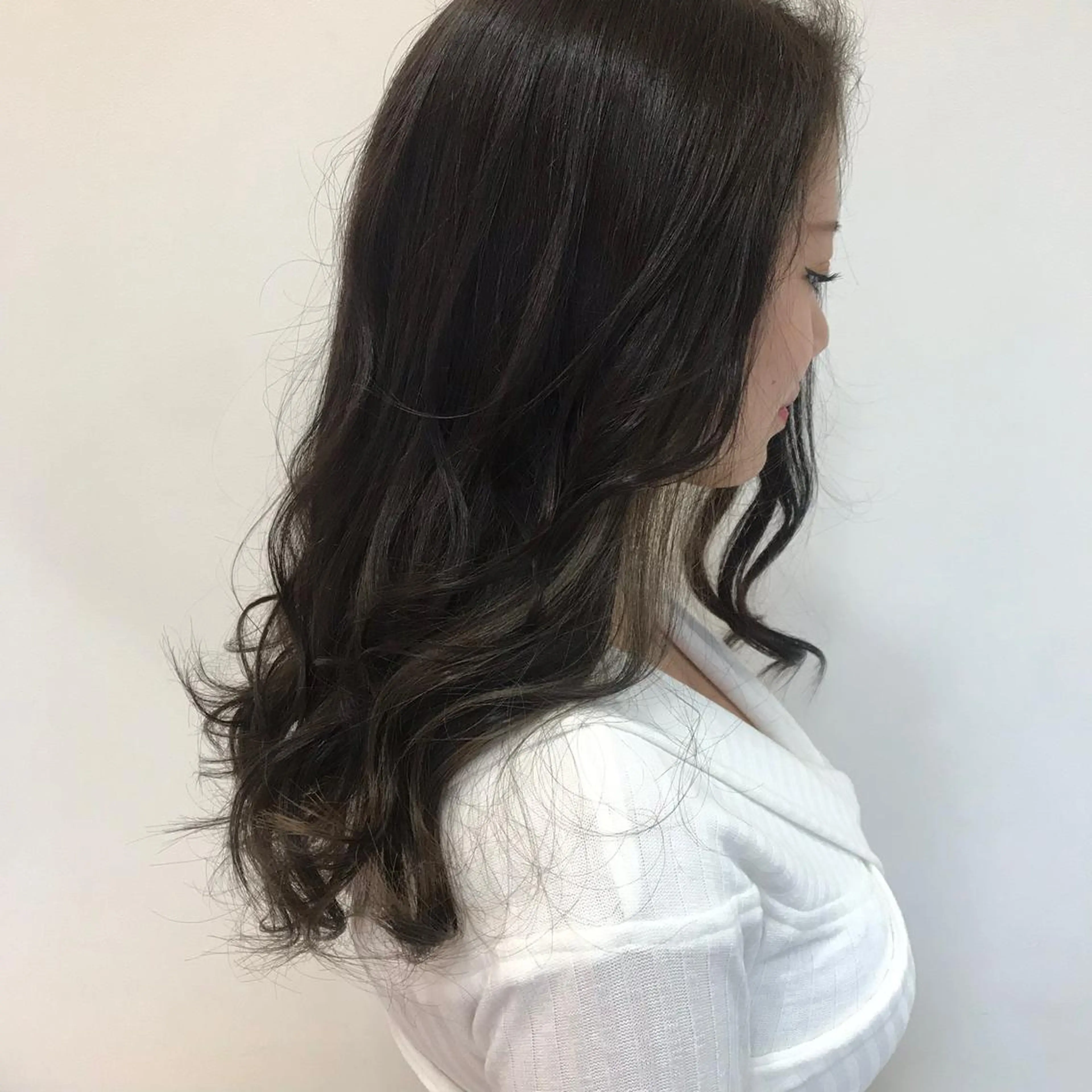 ロング カラー インナーカラー ロング 馴染ませNo.1🧃 エクステ・アレンジのヘアスタイル