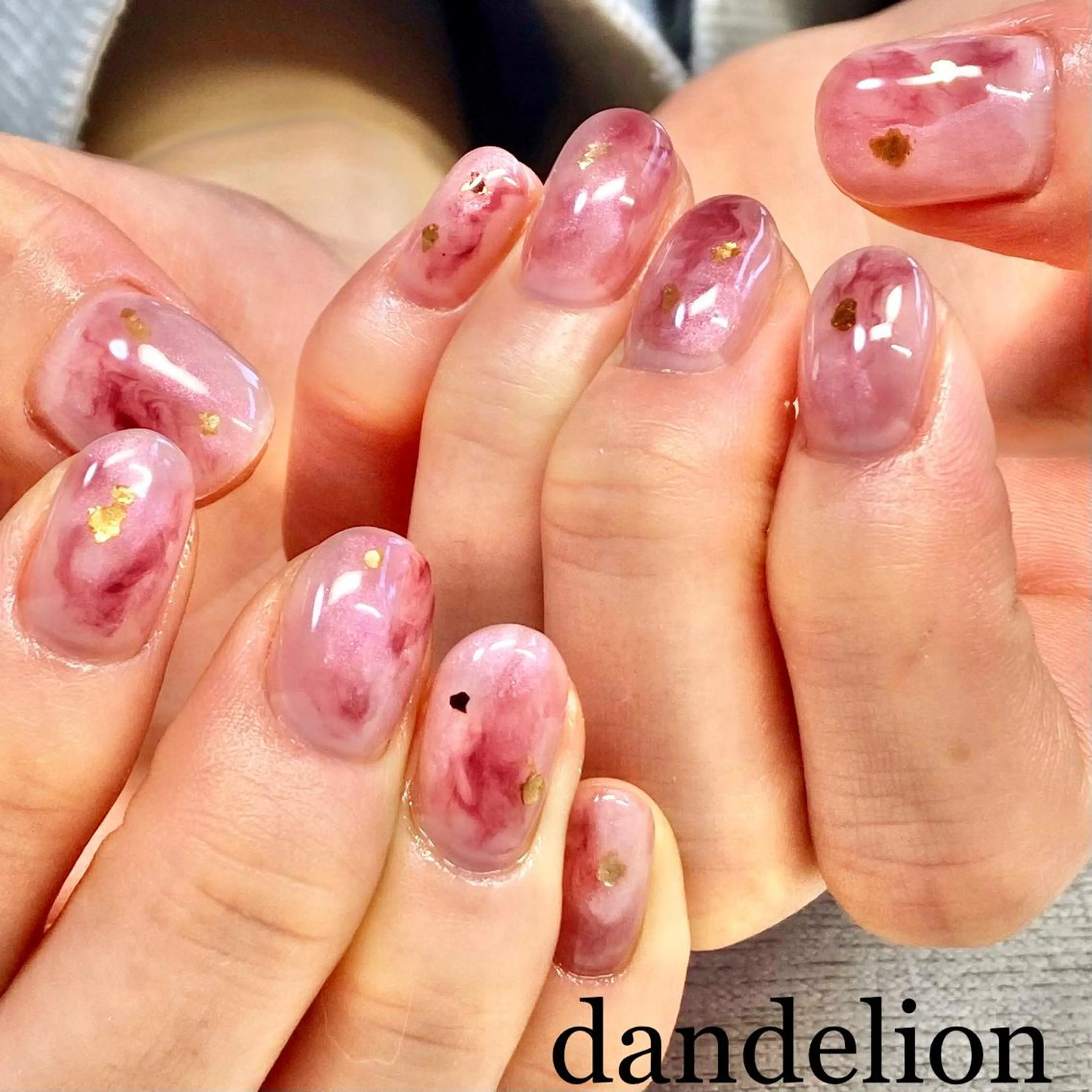 ネイル ハンドネイル ハンドケア dandelion ダンデライオンのネイルデザイン