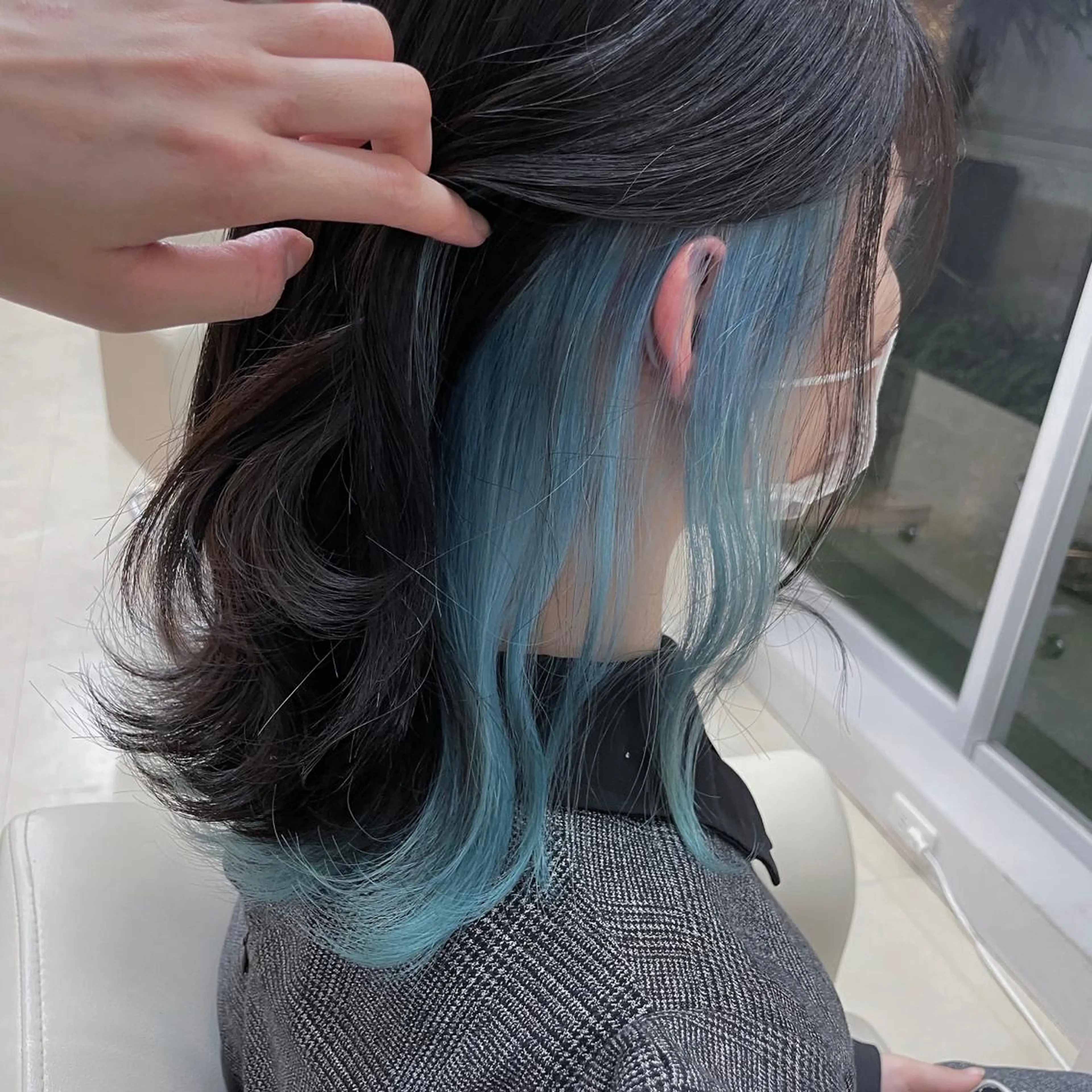 ミディアム カラー インナーカラー 石黒 晴香のヘアスタイル