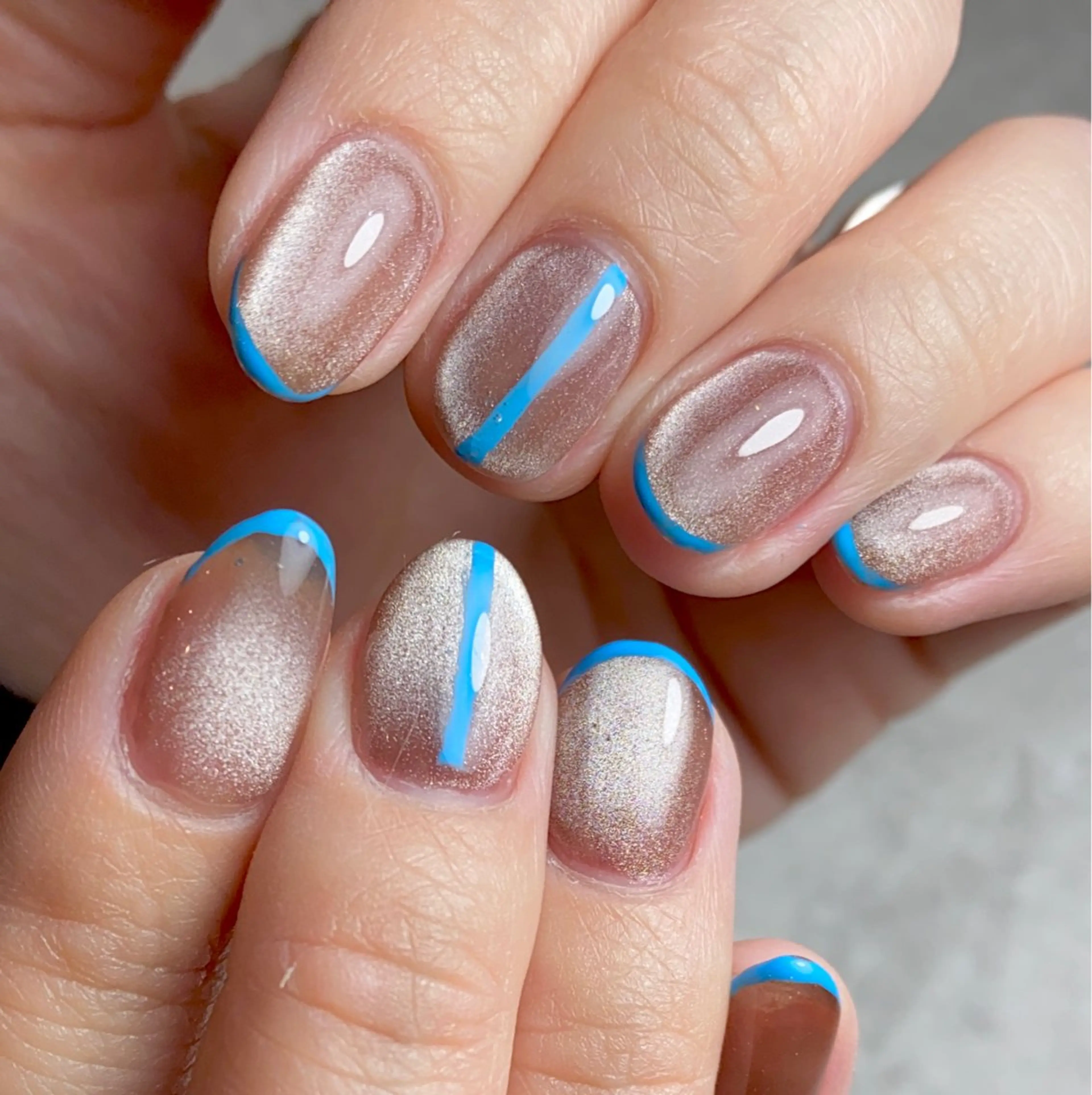 ネイル ブルー ブラウン フレンチネイル マグネットネイル ハンドネイル Narumi nailのネイルデザイン