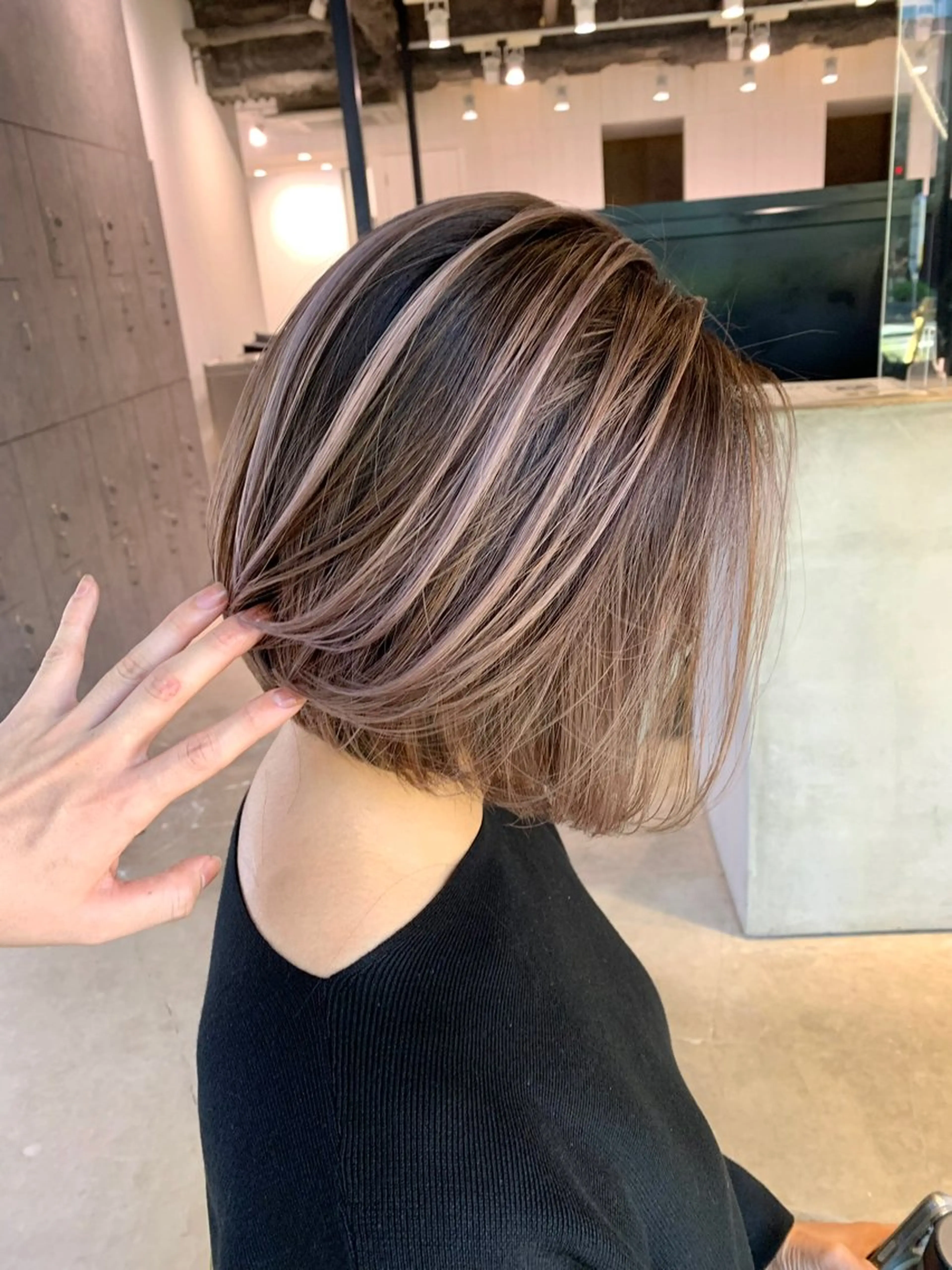 ショート カラー ✂️大人のデザイン vivid✂️のヘアスタイル