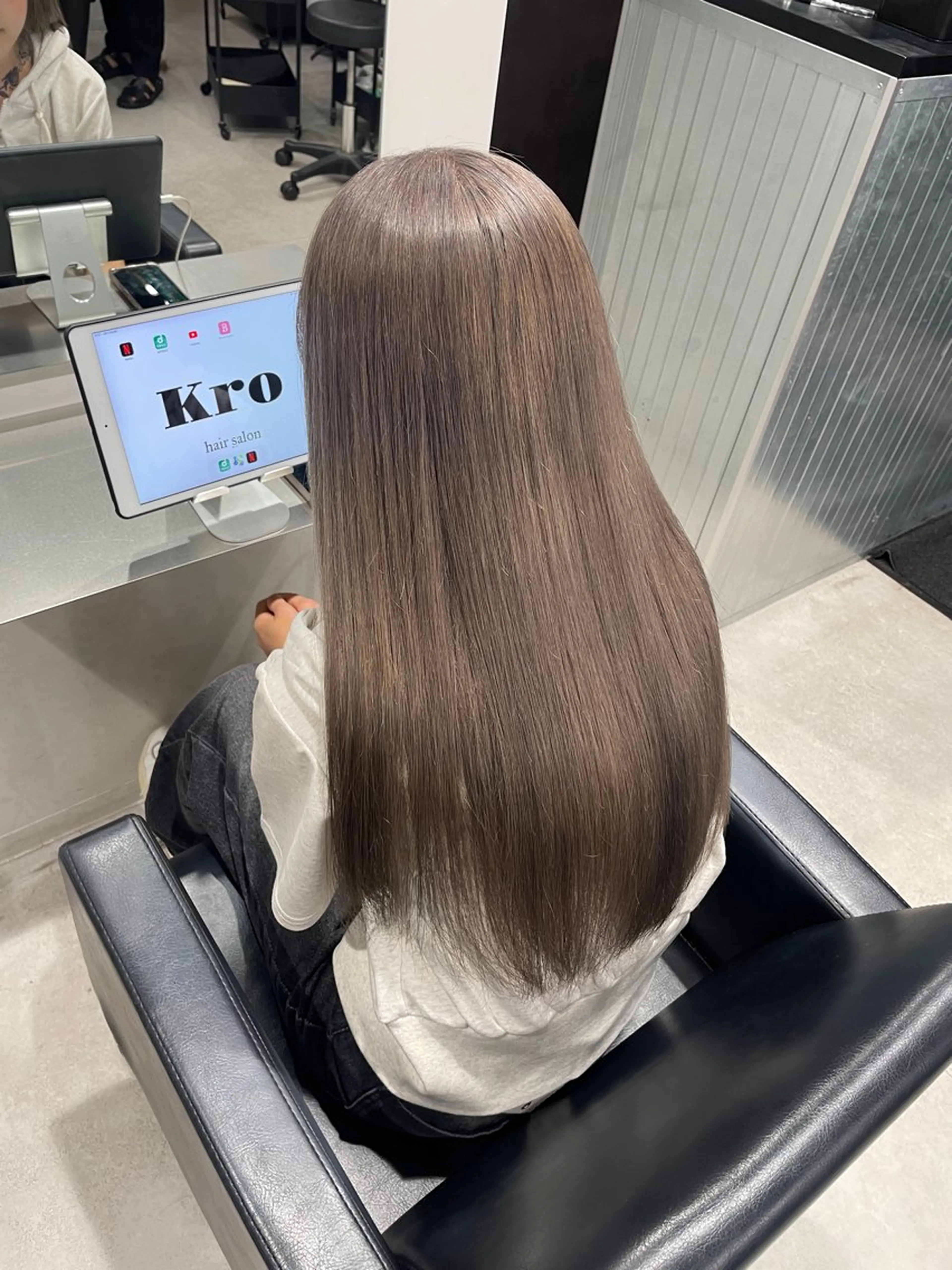 ロング ヘアカラー トリートメント MIHO☾·̩͙⋆ Kroのヘアスタイル