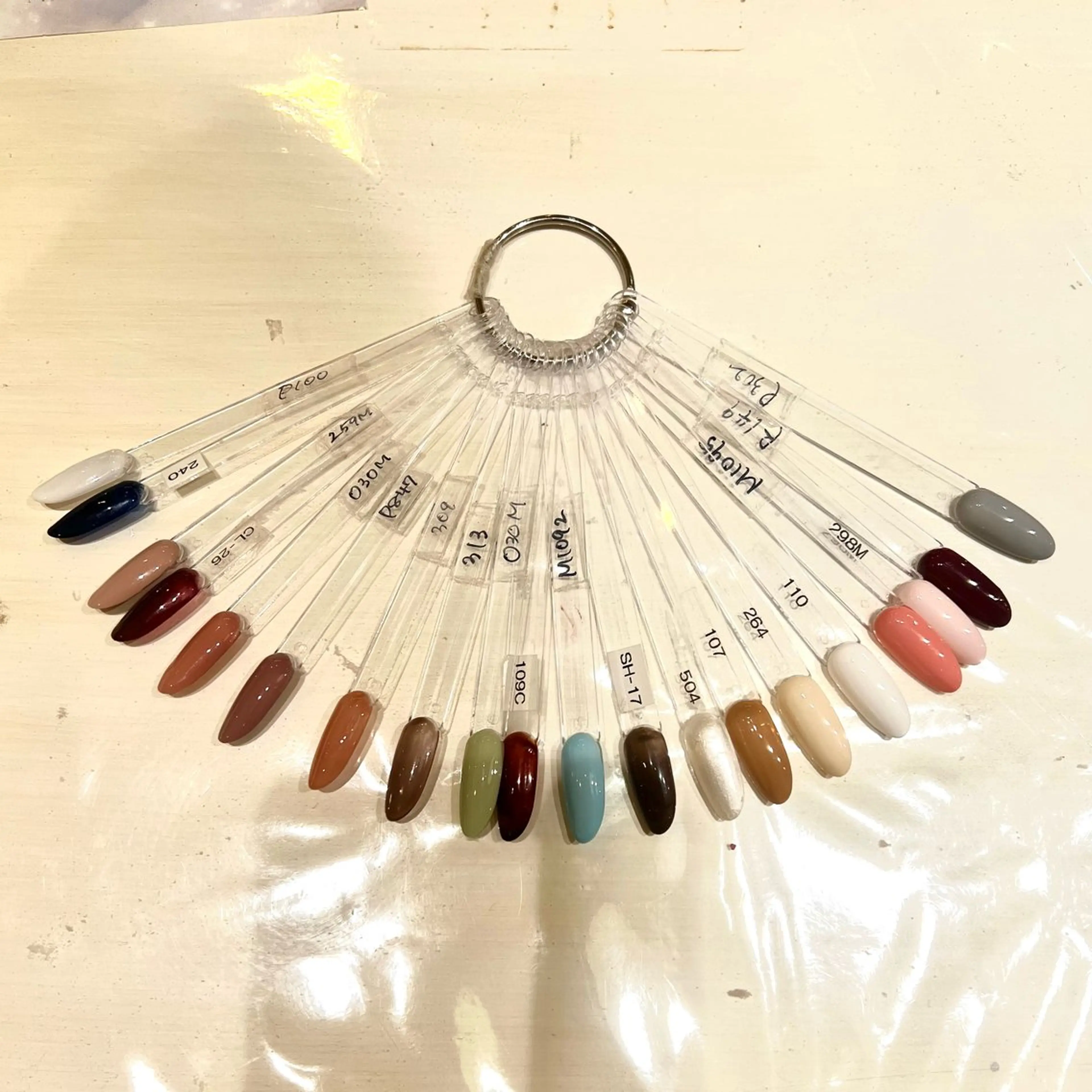 ネイル YUUKI LANDHAKATAのネイルデザイン