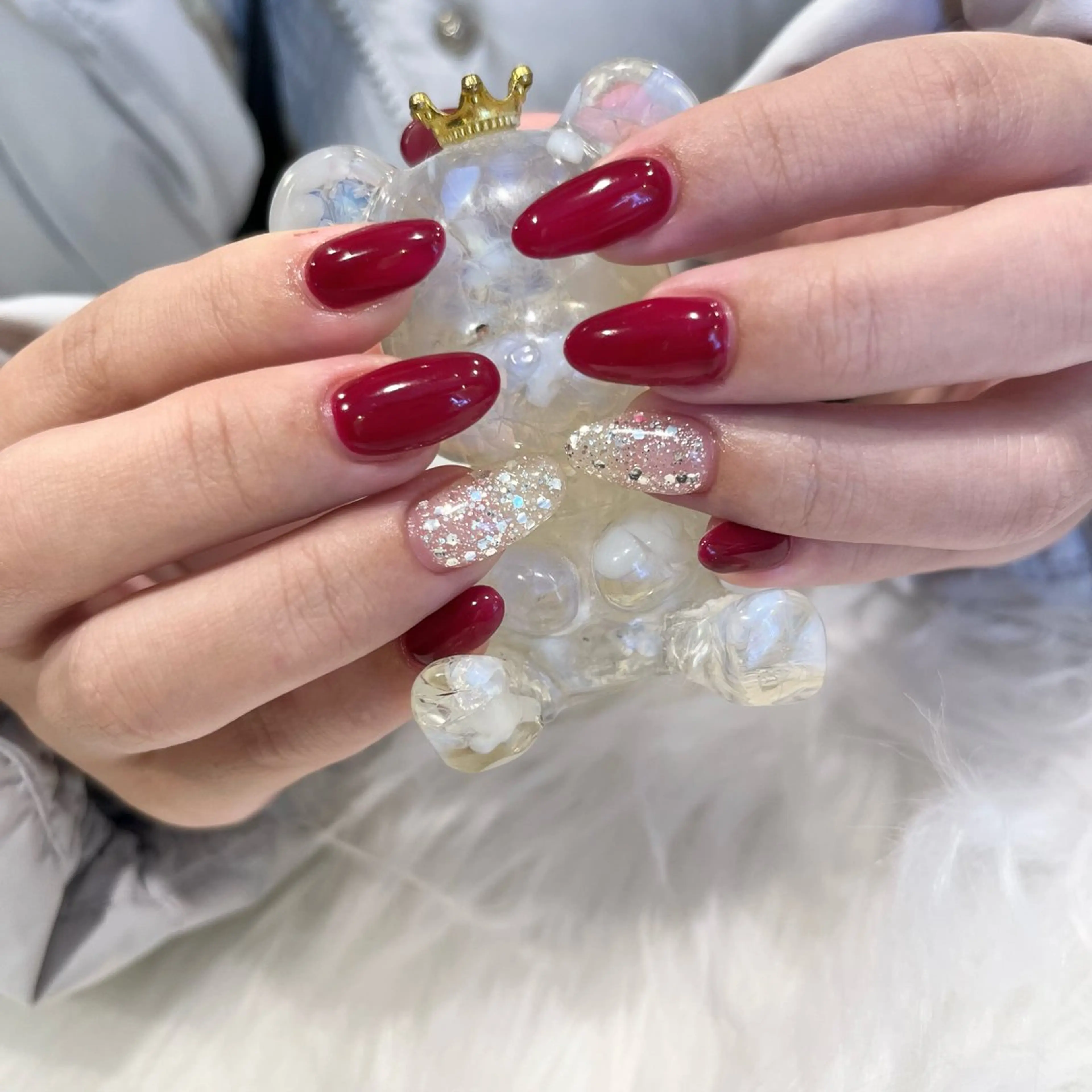 ネイル ラメ(グリッター) 赤色 シルバー ハンドネイル Nobody_ Mikieのネイルデザイン