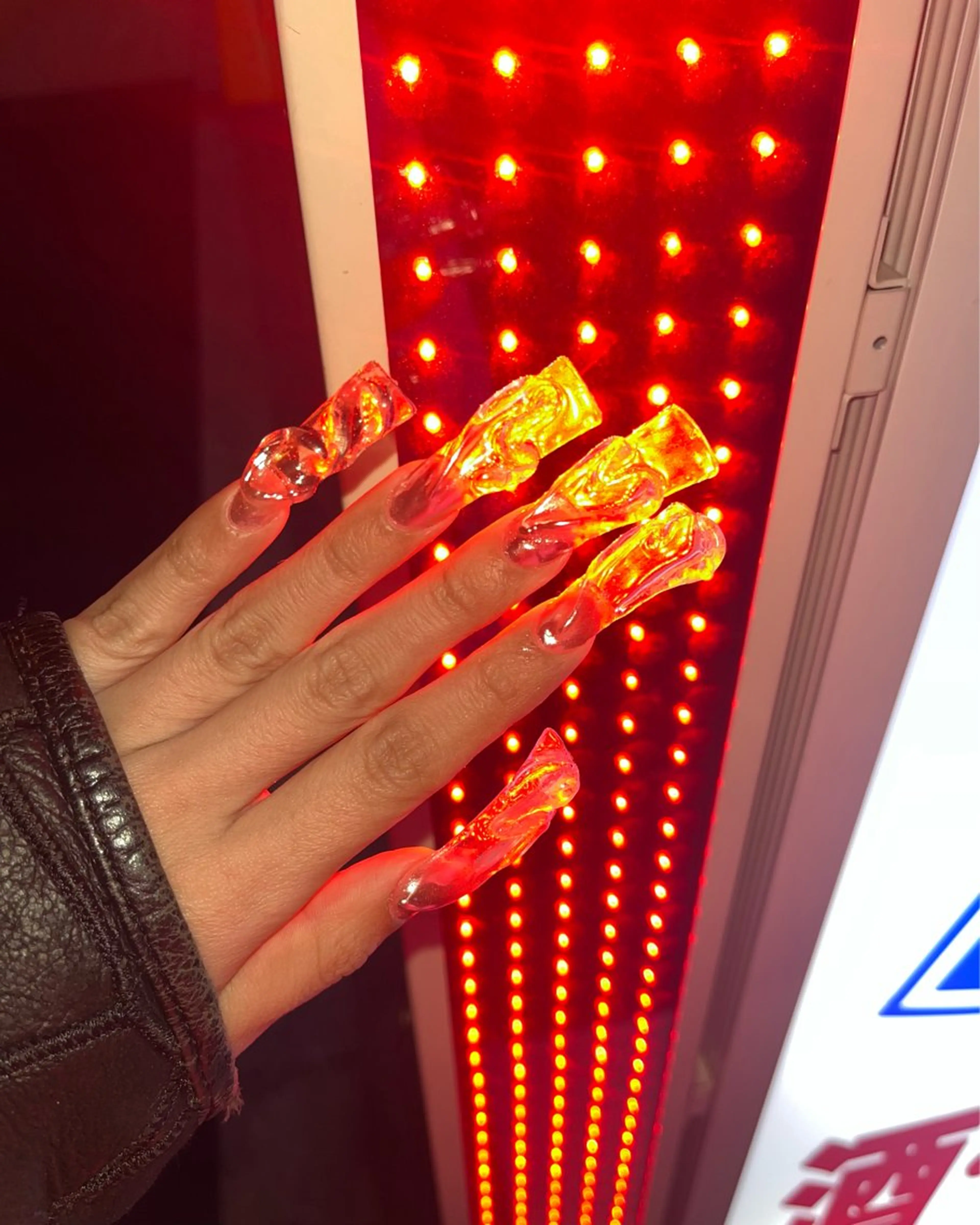 ネイル ハンドネイル Mariris所属・ᗷᗩᑎSᗩ ᑎᗩIᒪ ՏᗩᒪOᑎのネイルデザイン