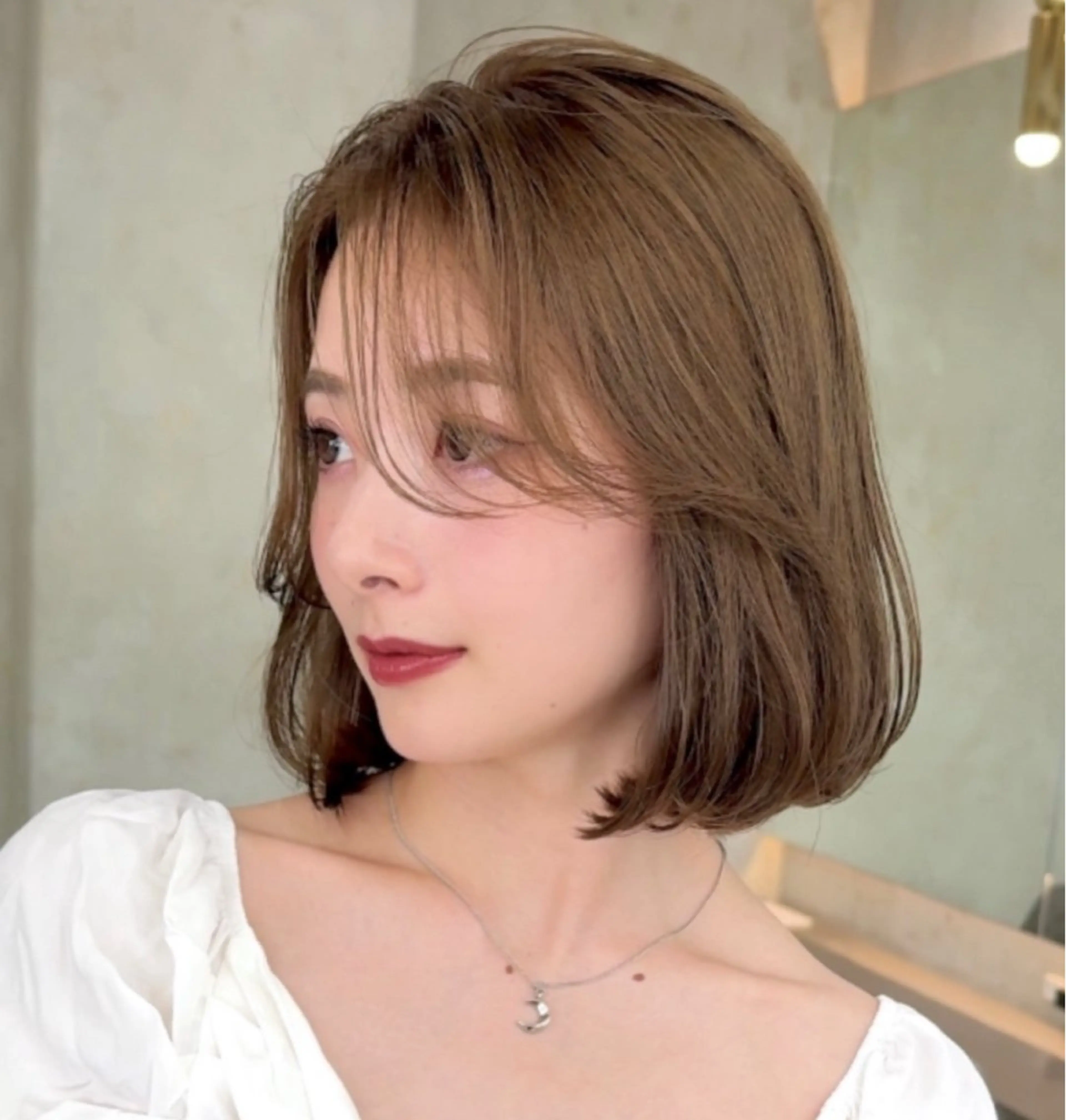 ショート カラー カット ヘアカラー トリートメント 莉乃/縮毛矯正/髪質 改善/艶カラーのヘアスタイル