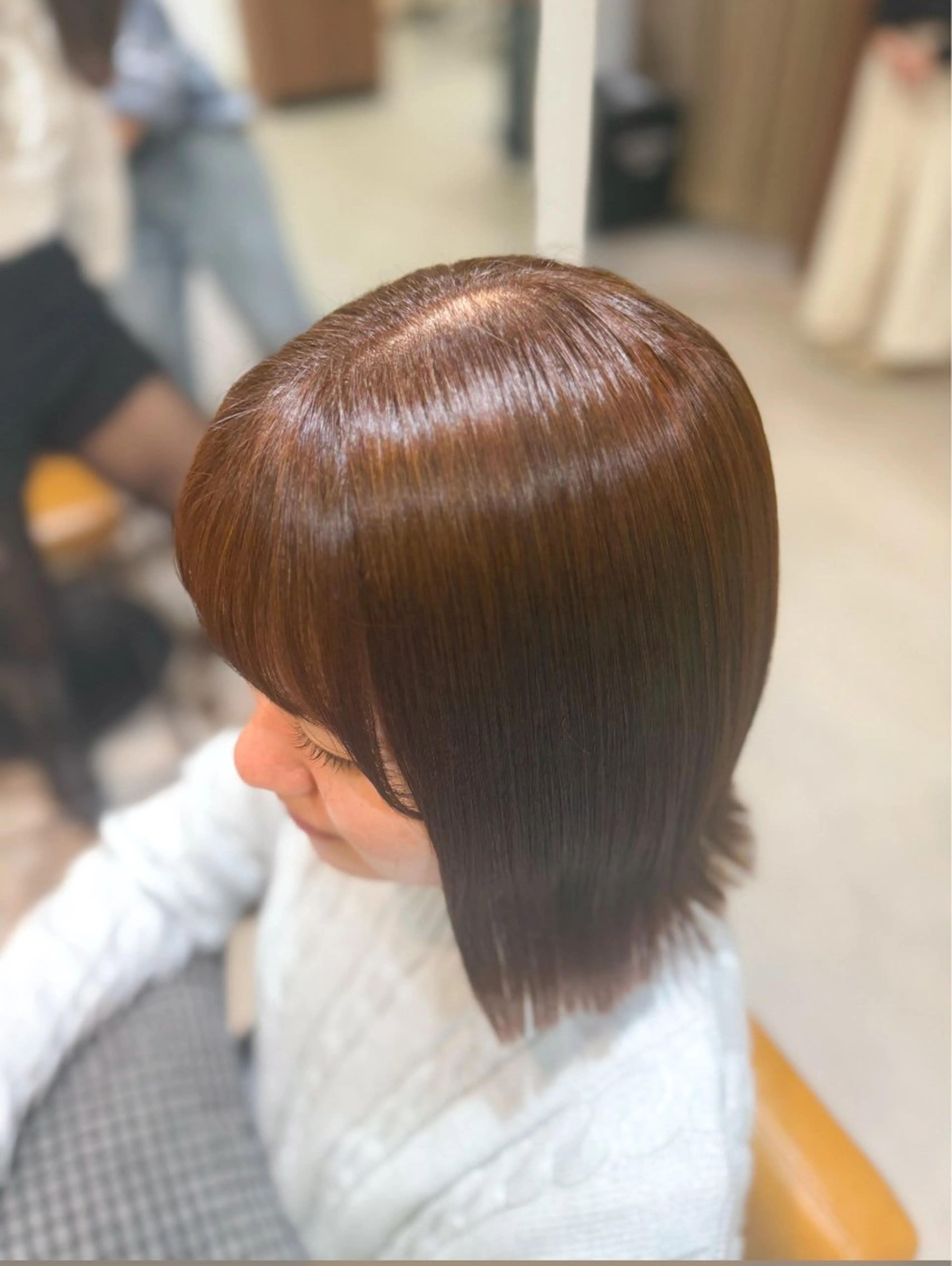 ミディアム カット ヘアカラー yuzua/オリーブ /透明感/レイヤーのヘアスタイル