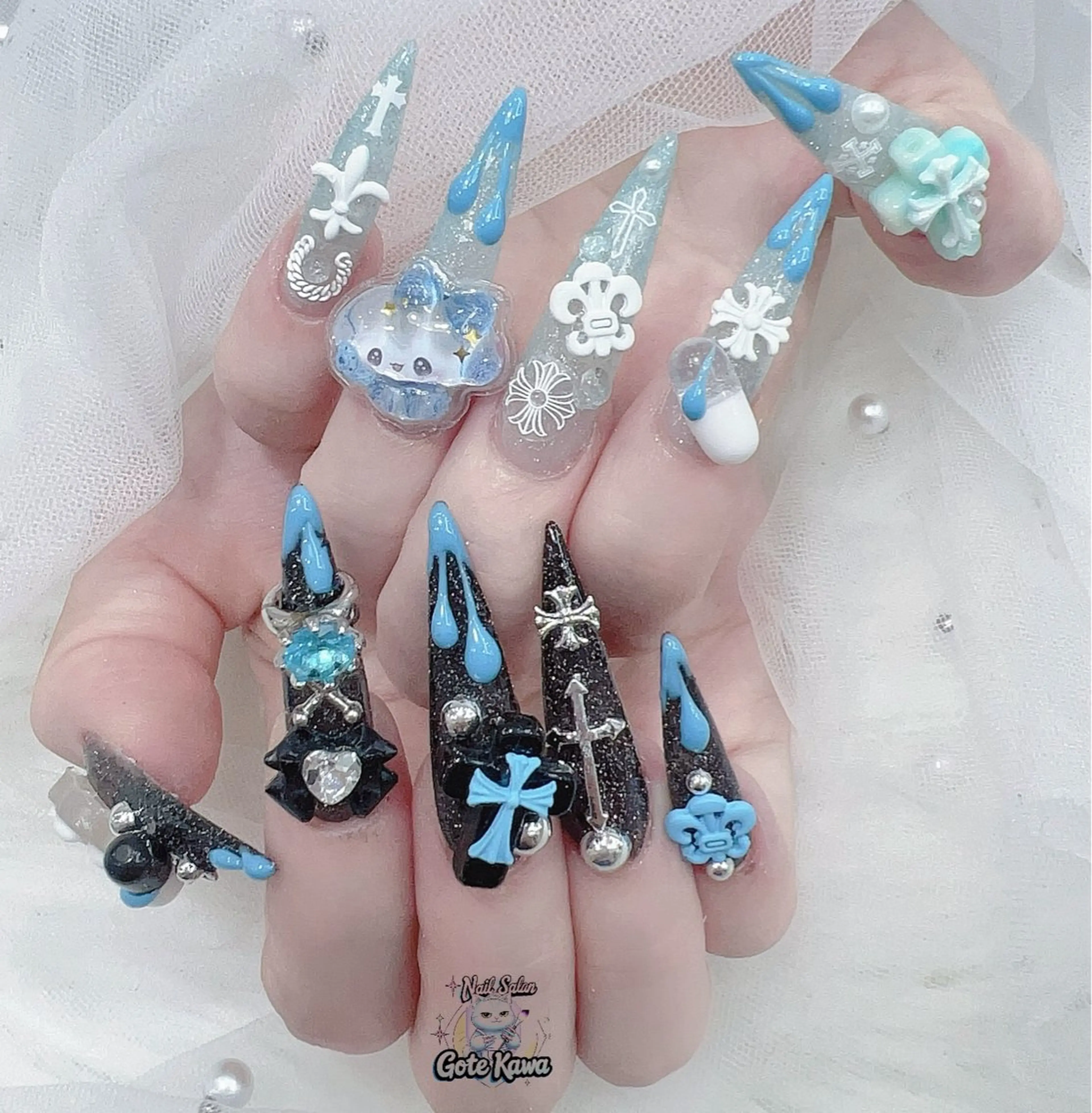 ネイル アートネイル キラキラネイル スカルプネイル ハンドネイル ハンドケア GOTE KAWA Nail Salon(ゴテかわ)所属・Gote Kawa nail salonのネイルデザイン