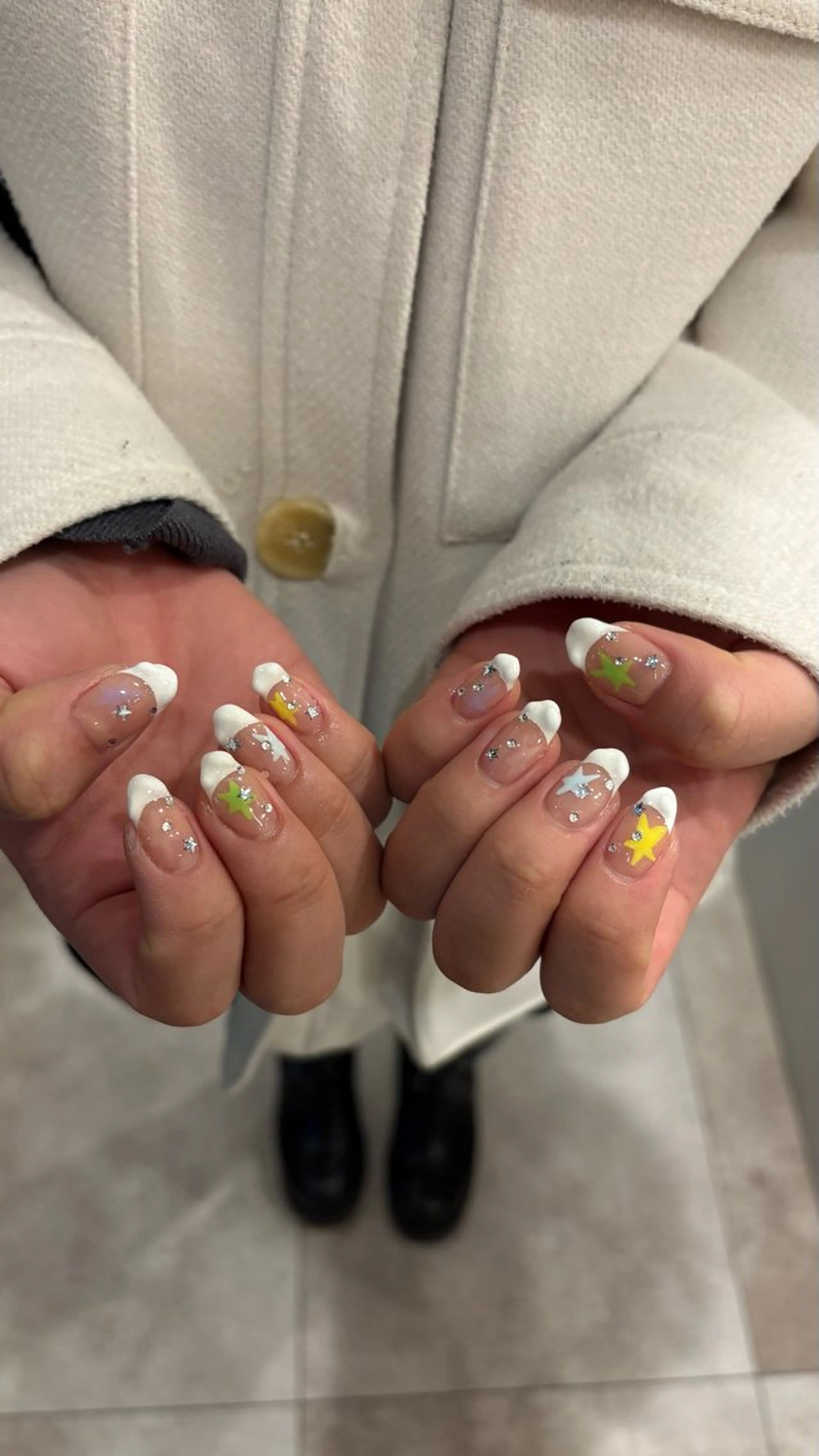 ネイル しおん⭐︎立川 sofaネイリストのネイルデザイン