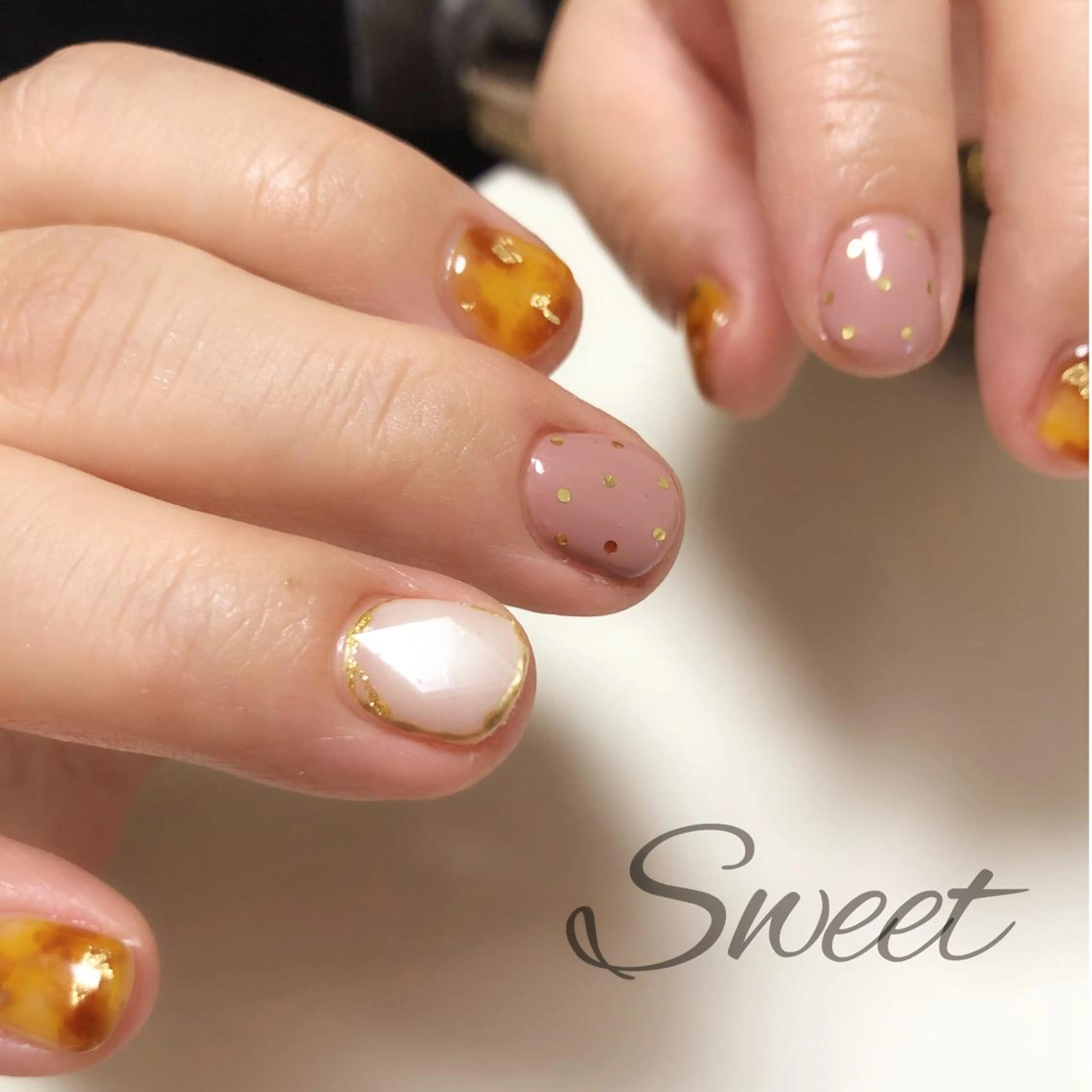 ネイル sweet 仲野陽子のネイルデザイン