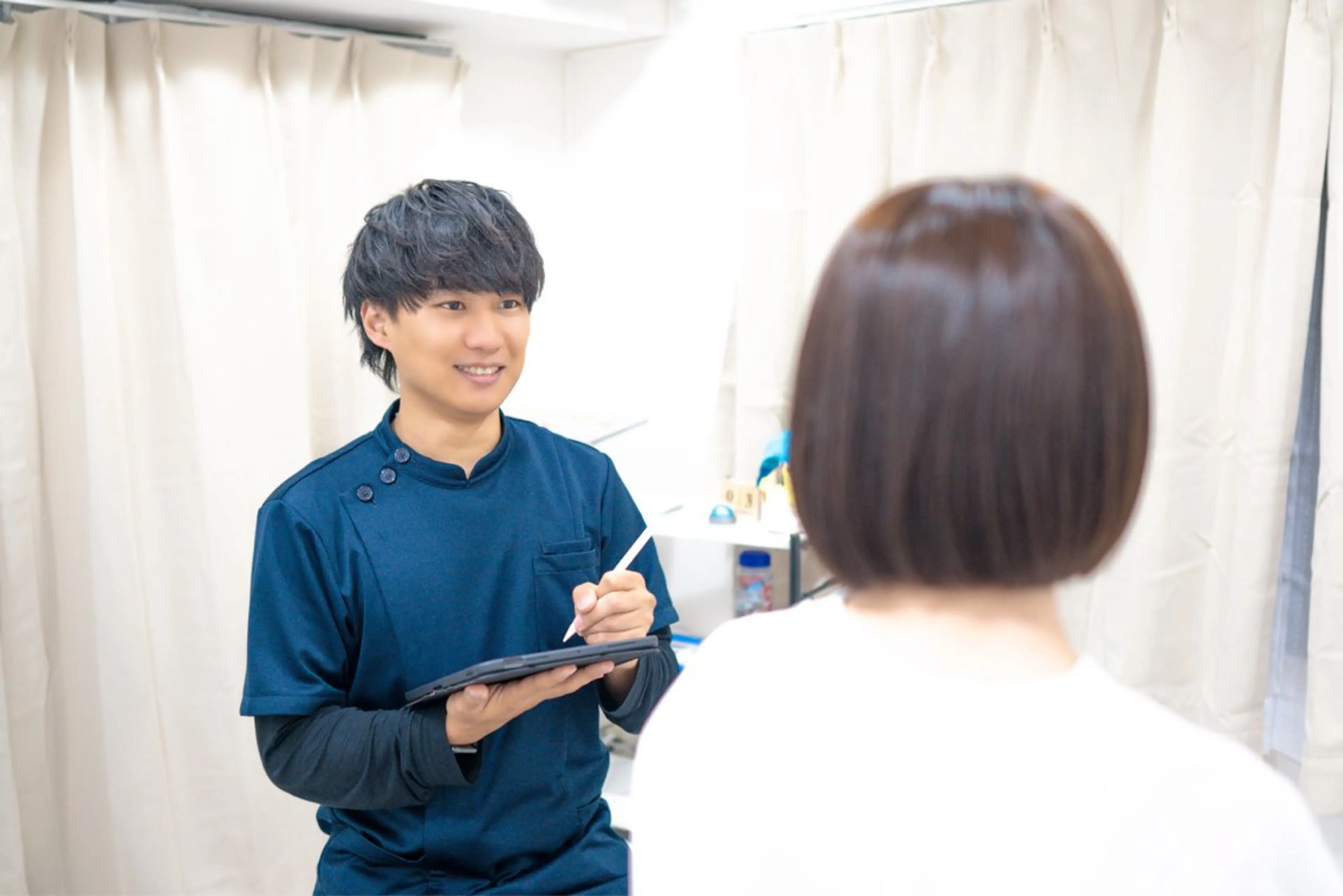 美容鍼×小顔×姿勢× ブライダル整体のエステ・リラクイメージ