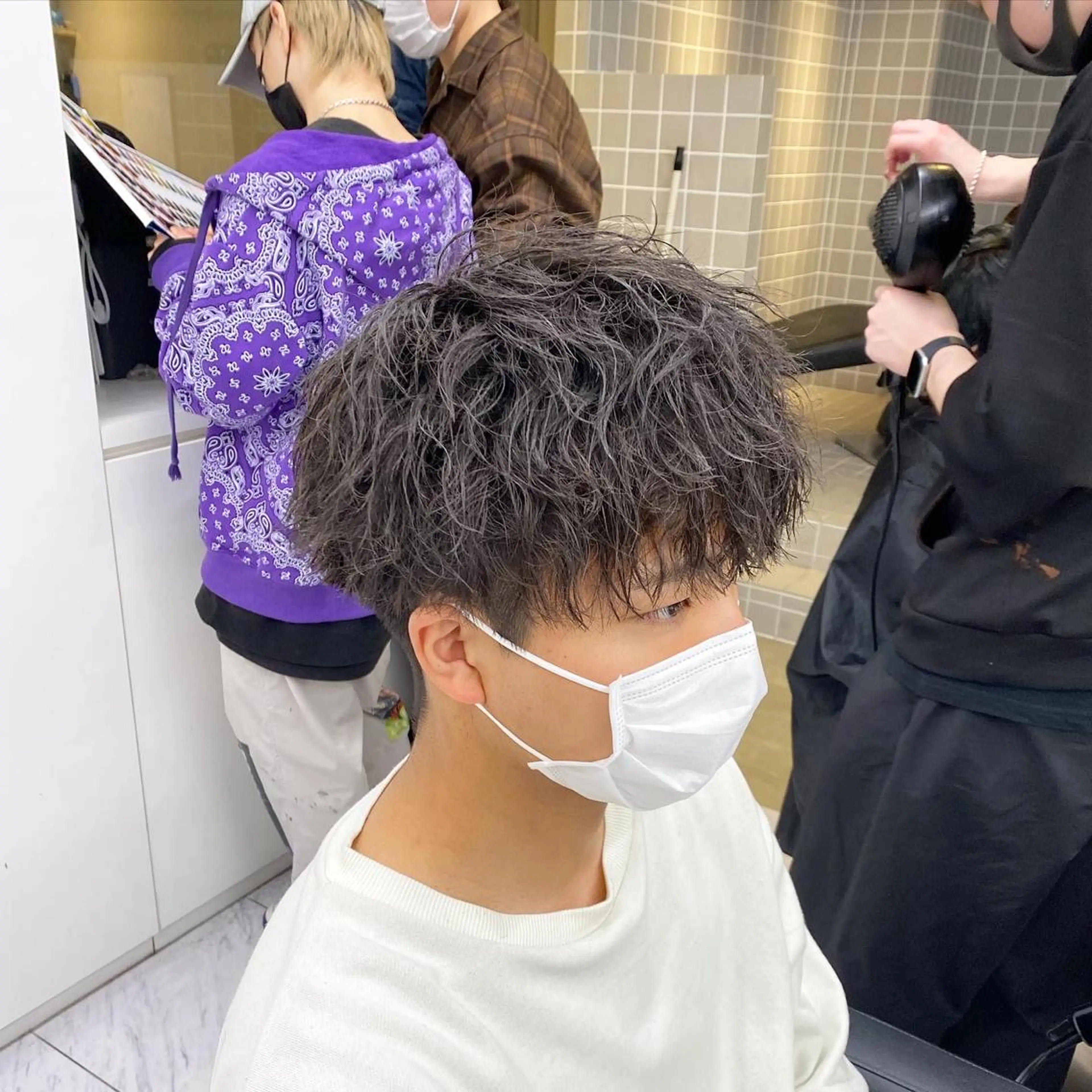 ミディアム パーマ ヘアアレンジ メンズ カット パーマ メンズ特化 水口湧太のヘアスタイル
