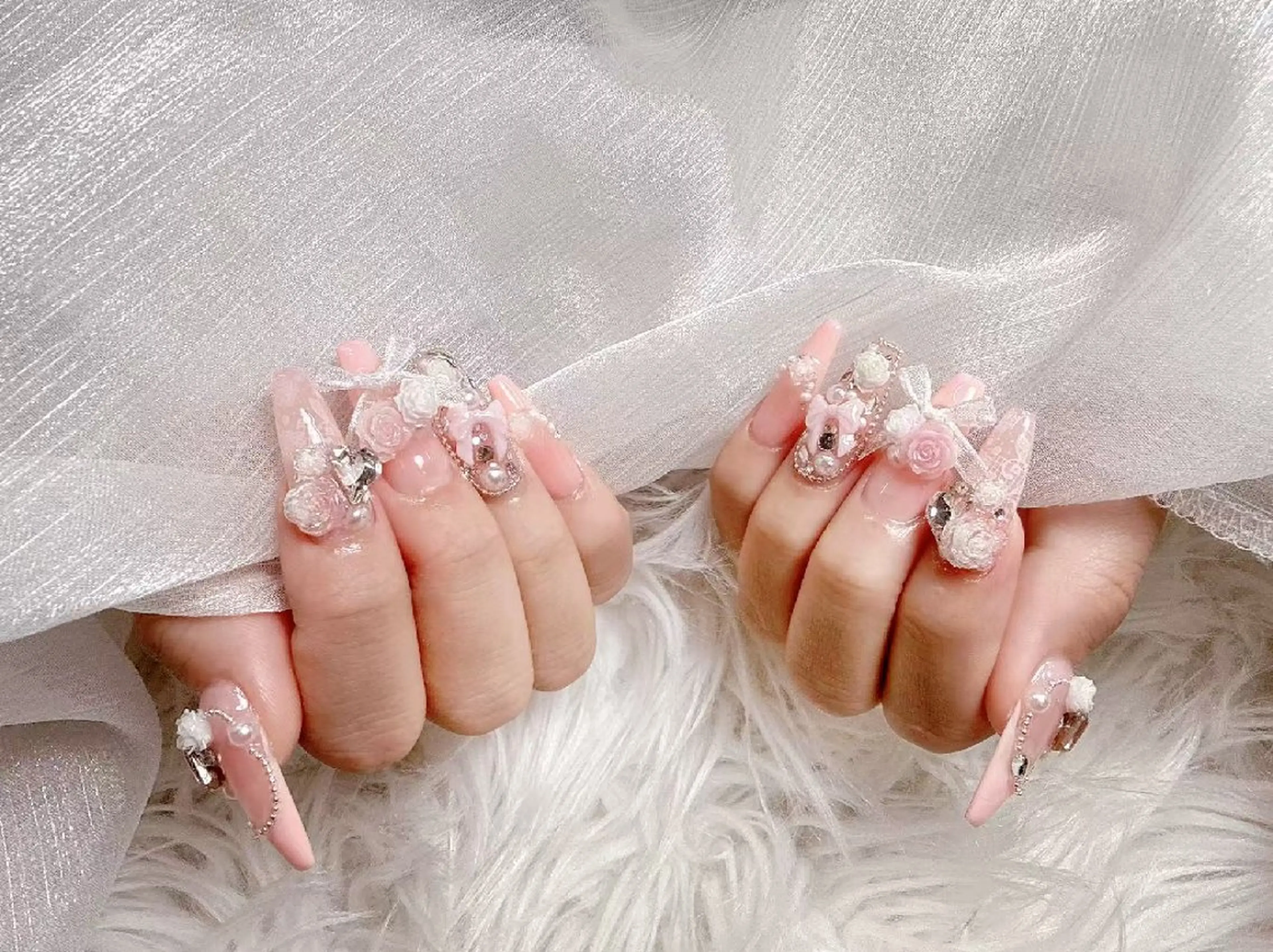 ネイル ENsalon AKIRAのネイルデザイン