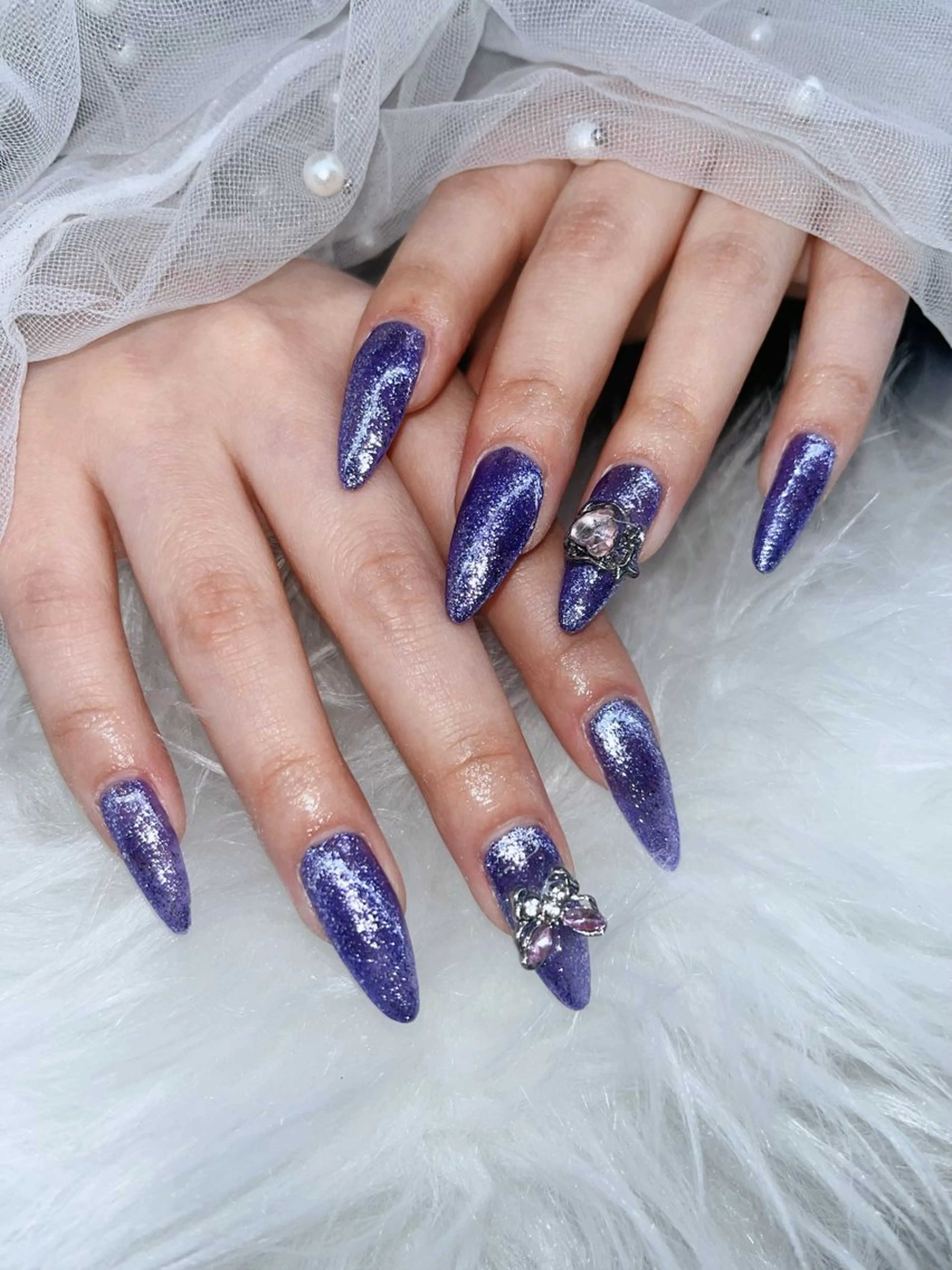 ネイル ワンカラーネイル ハンドネイル VIERU YURIのネイルデザイン