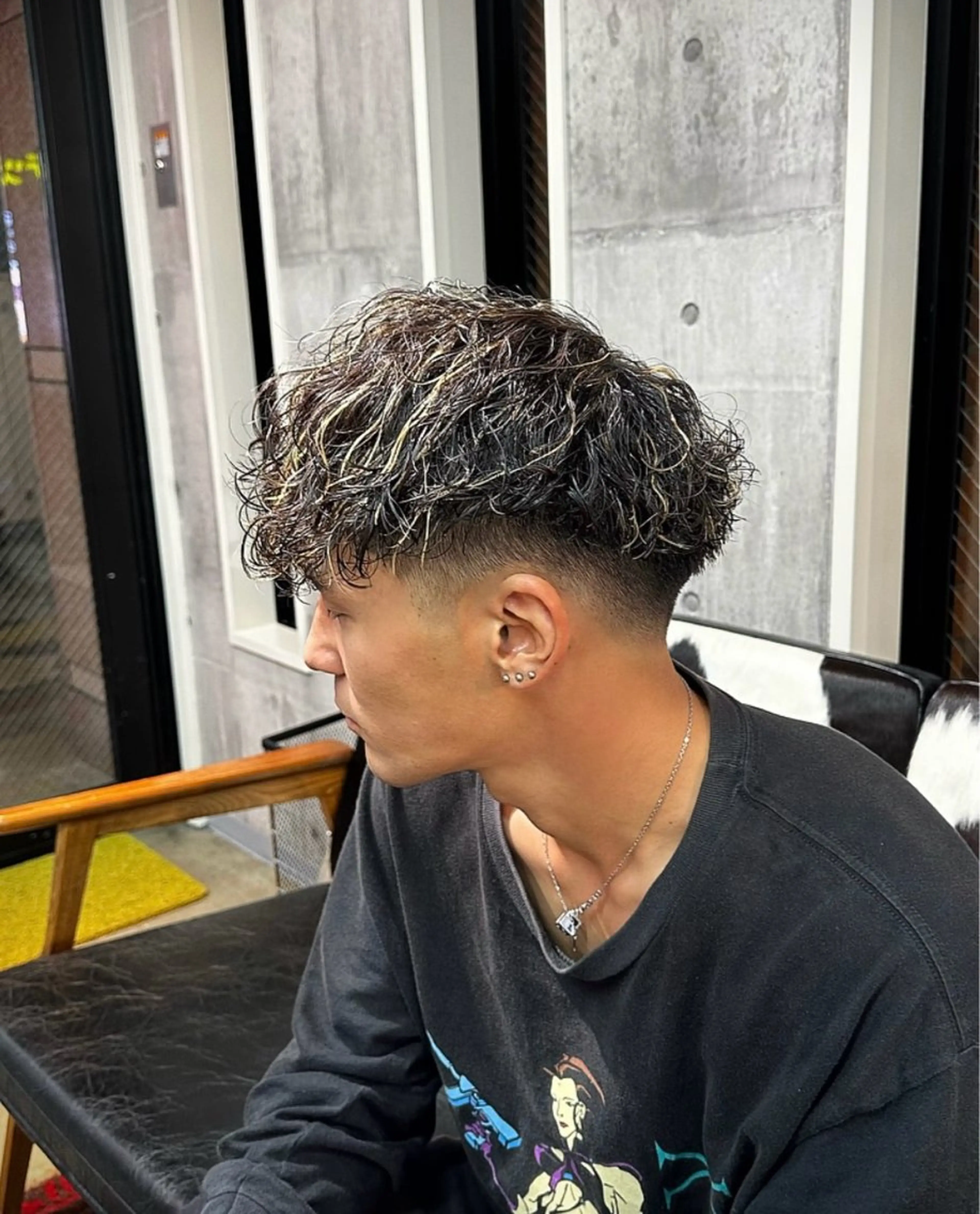 ミディアム 👑パーマの王様👑 【メンズ専門店】のヘアスタイル