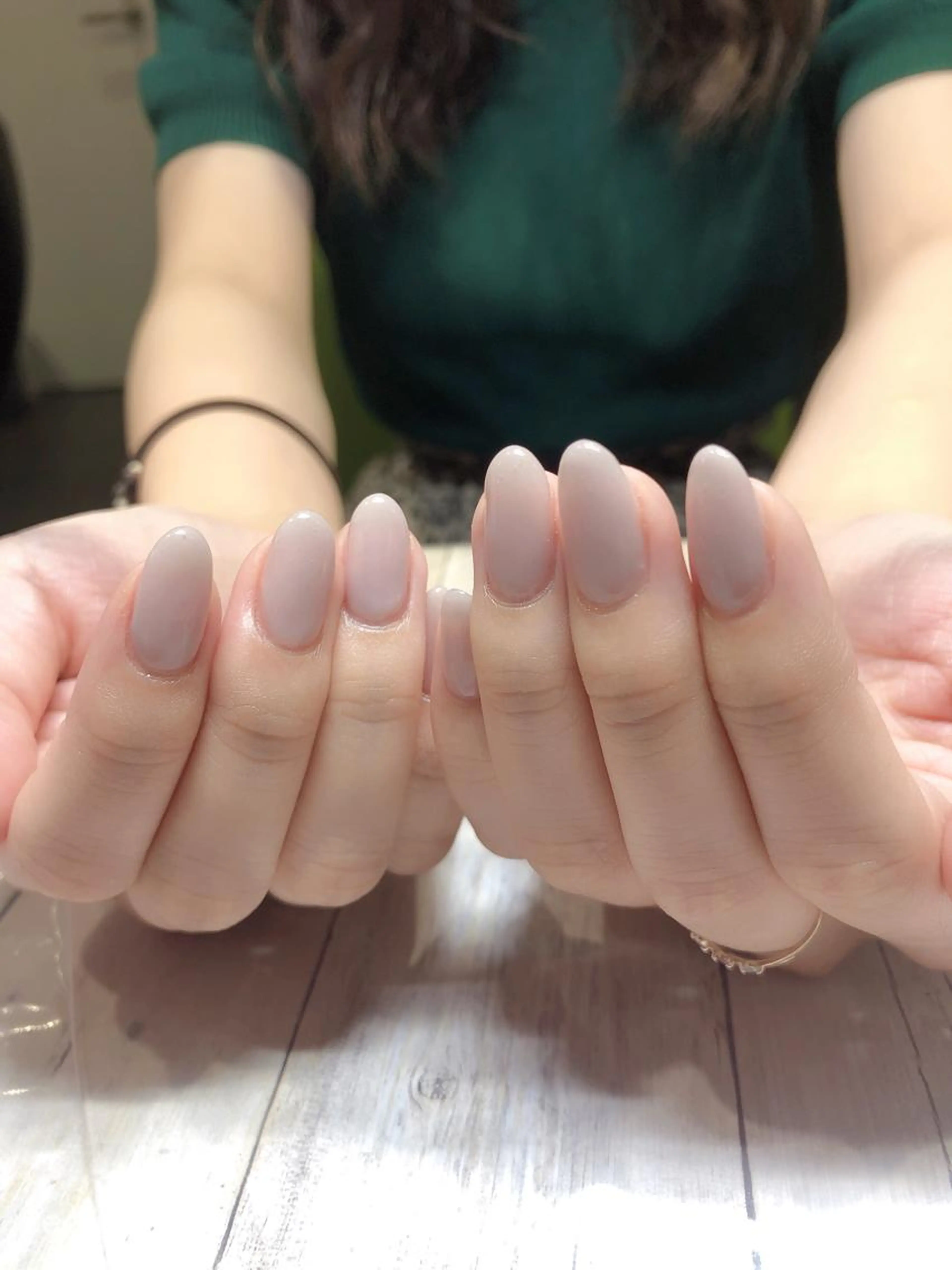 今だけの特別価格【ラメグラデーション】or【ワンカラー オフ無し】　　➕甘皮ケアの写真