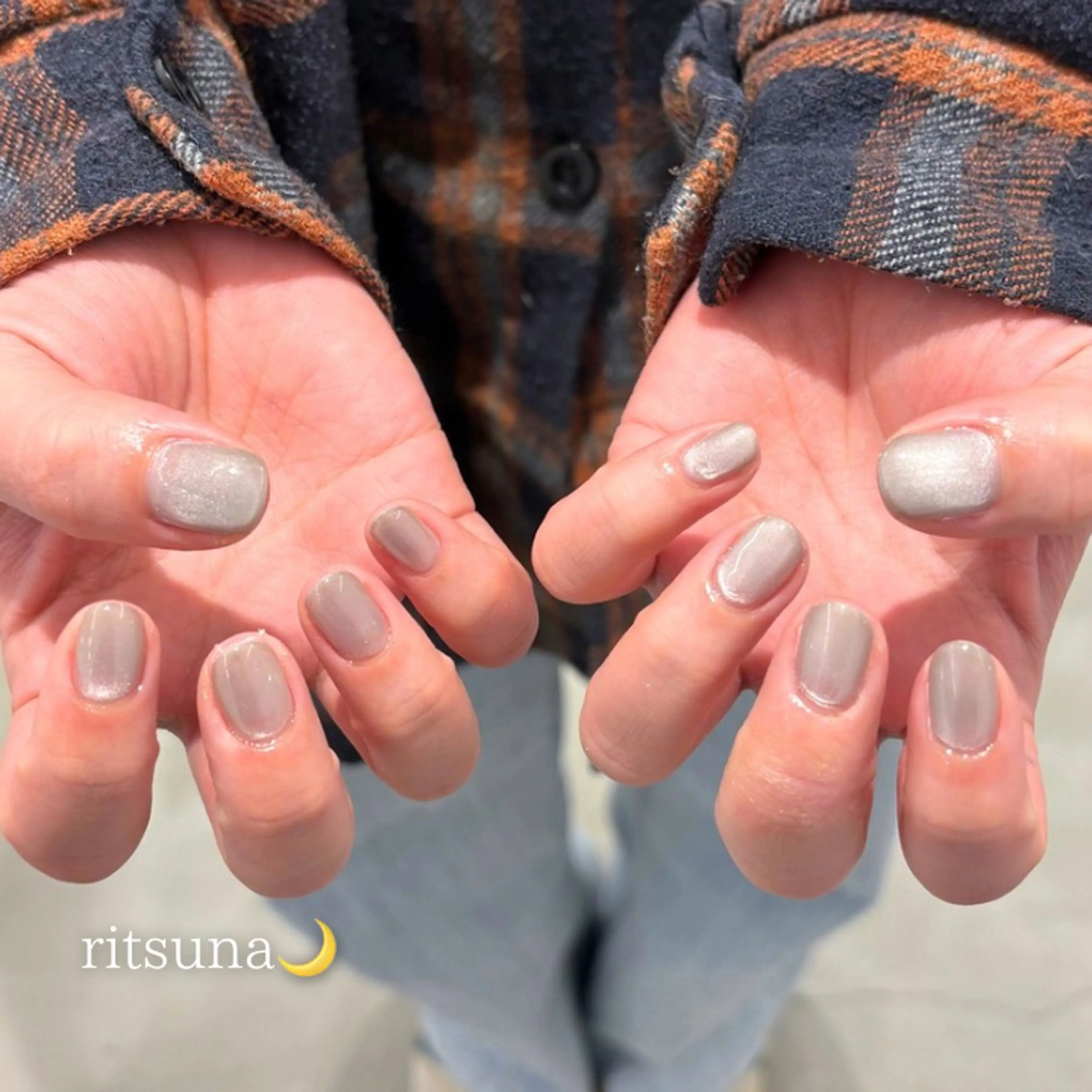 ネイル フラッシュネイル マグネットネイル ハンドネイル ritsuna🌙 nail堺筋本町のネイルデザイン