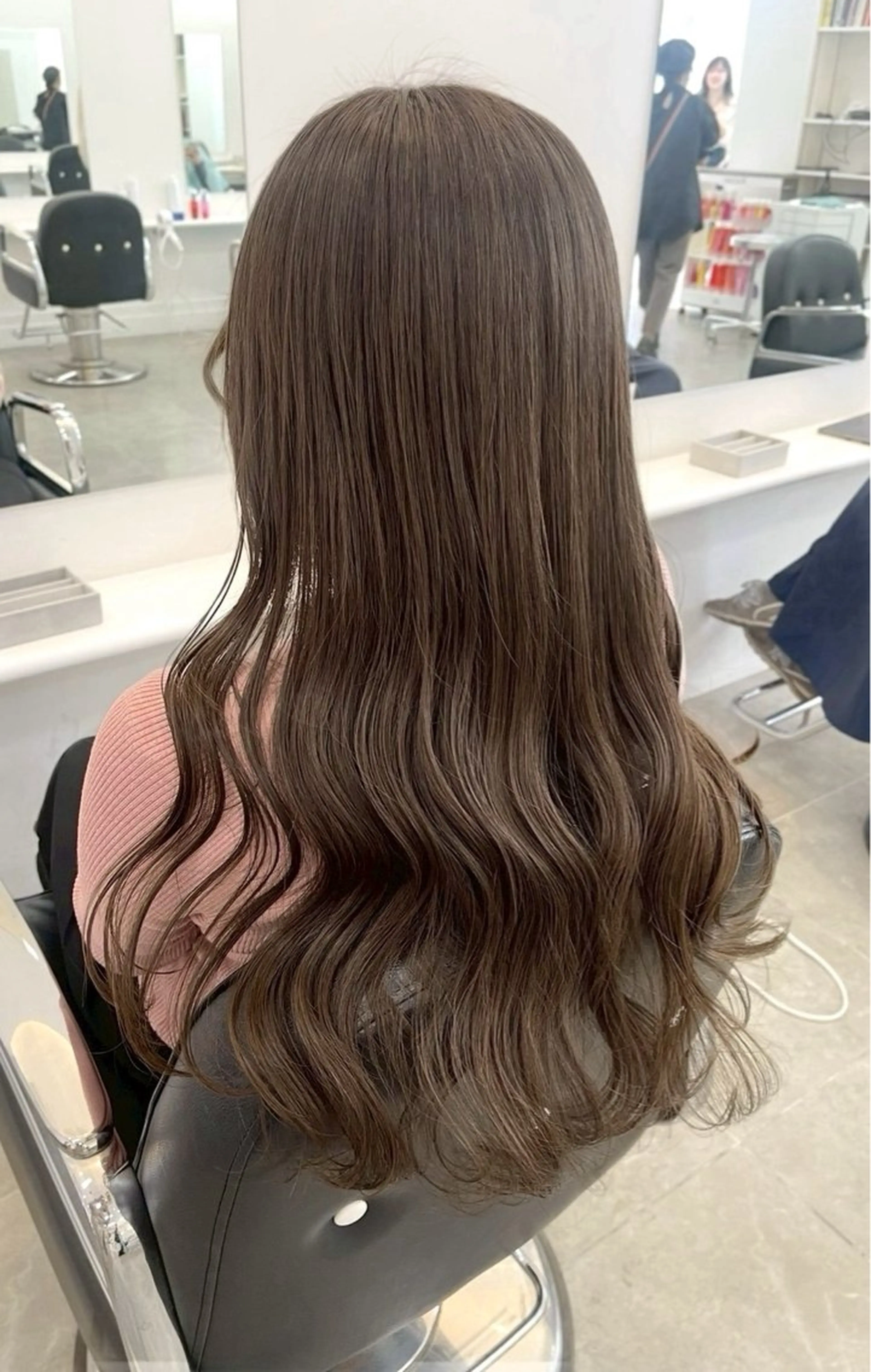 ロング カラー ParveMix 岡本えりかのヘアスタイル