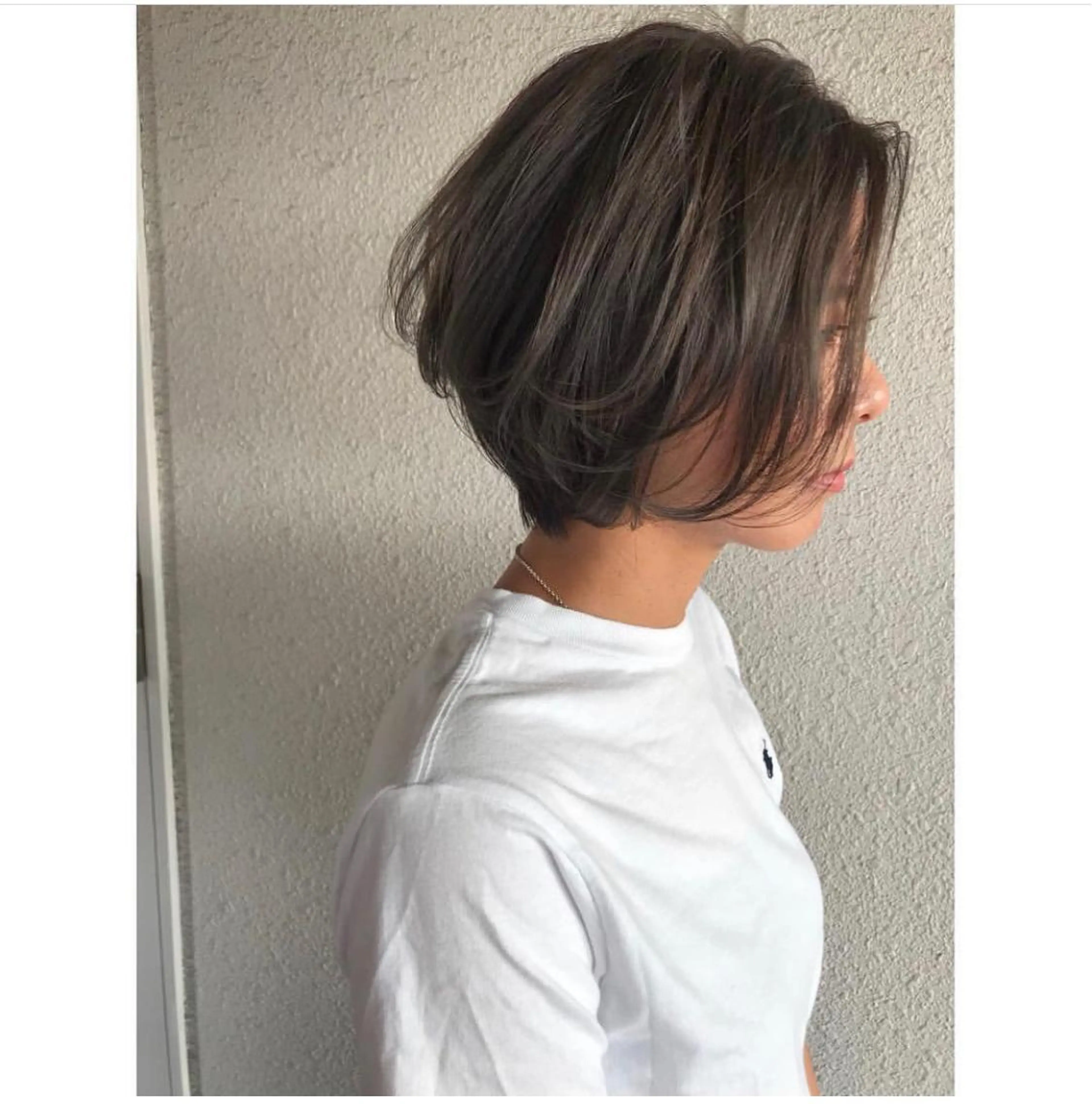 ショート カラー グレージュ カーキグレージュ ヘアカラー 船津 佳奈美のヘアスタイル