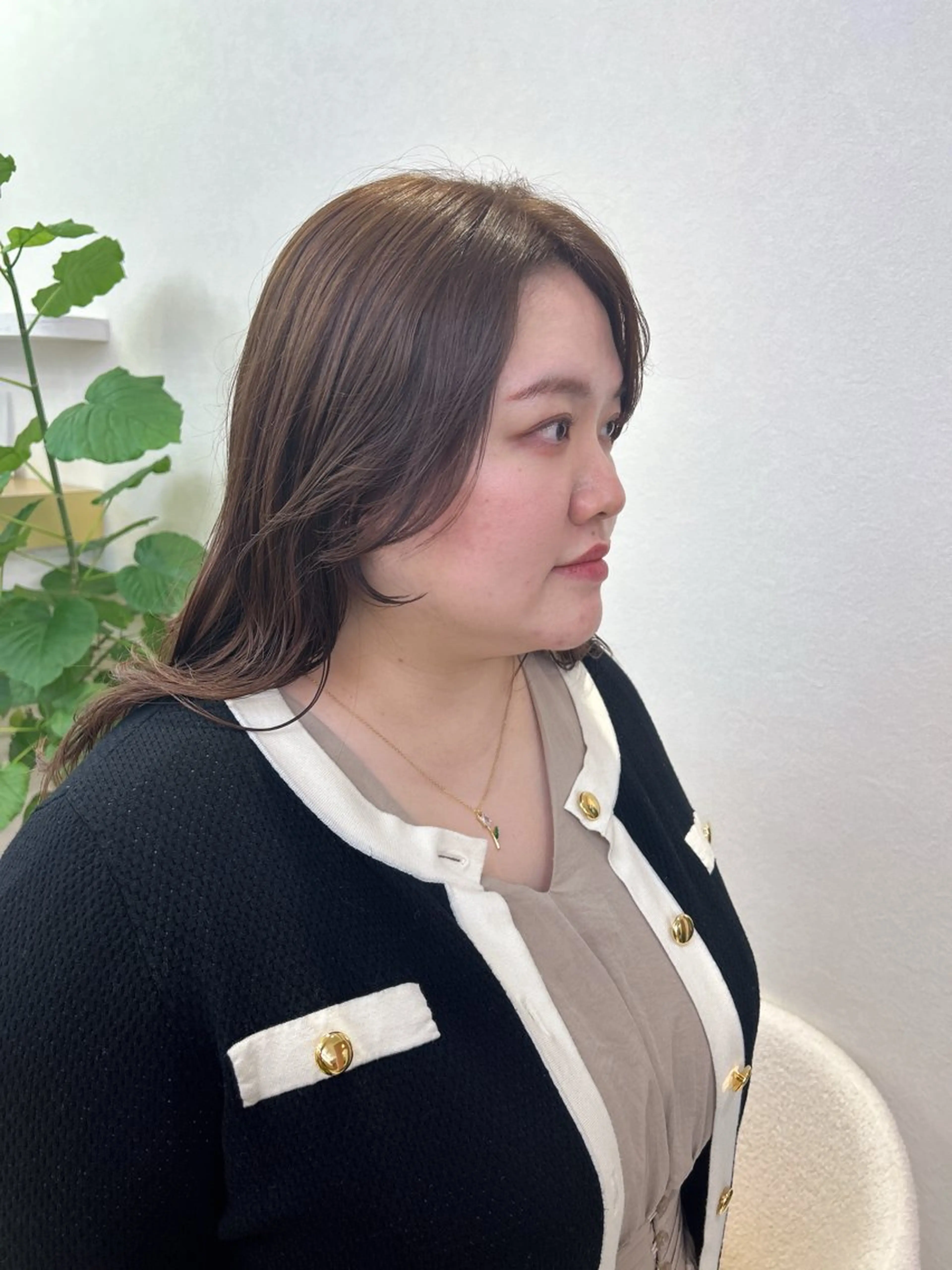 ミディアム カラー カット ヘアカラー トリートメント 佐合 梨花 / ｅａｕ〈オー〉のヘアスタイル