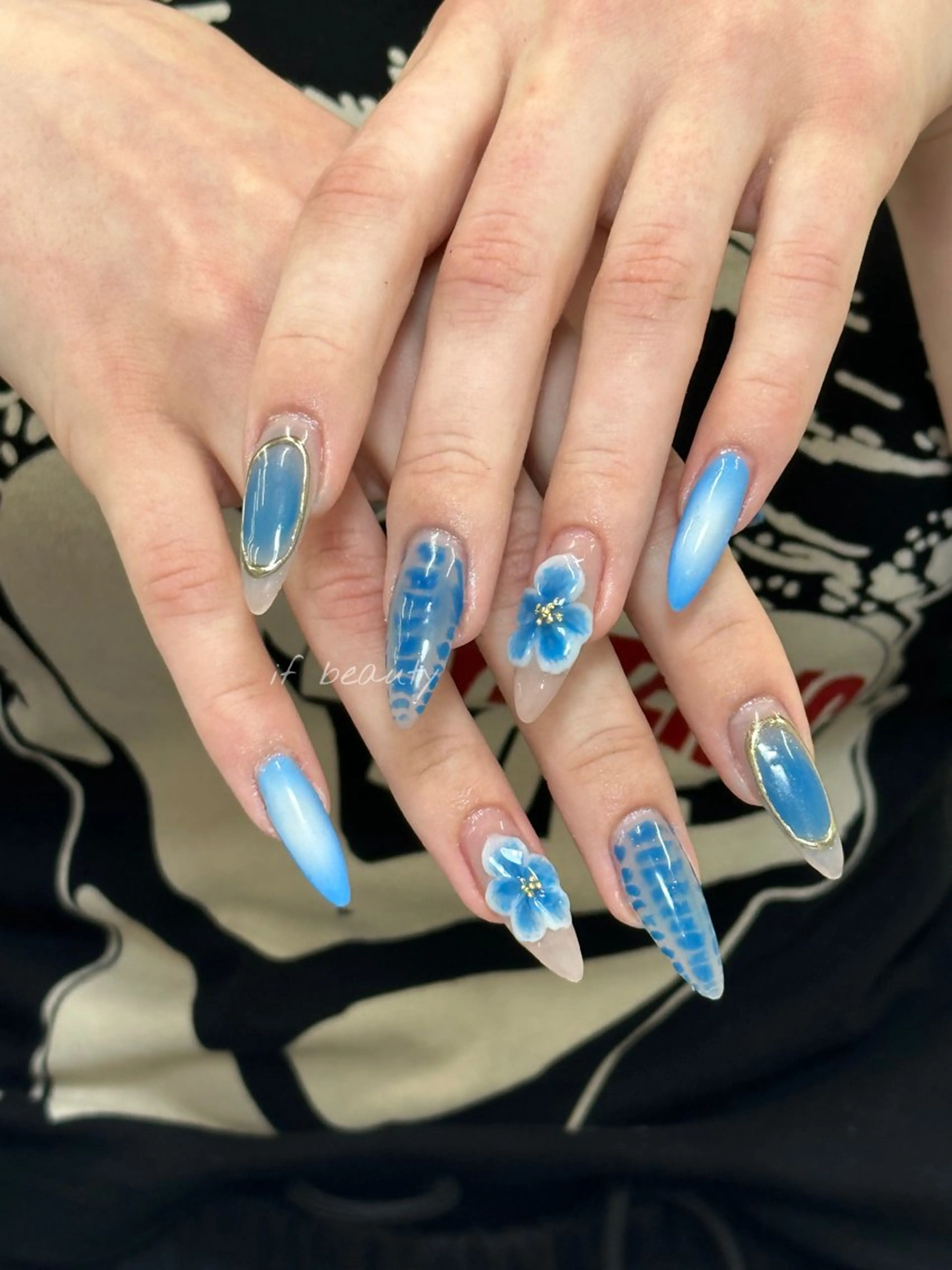 ネイル アートネイル ジェルネイル グラデーション パラジェル ワンホンネイル ハンドネイル if Hair＆Nail Salon所属・IKA /海外ネイル /個性派/ワンホンのネイルデザイン