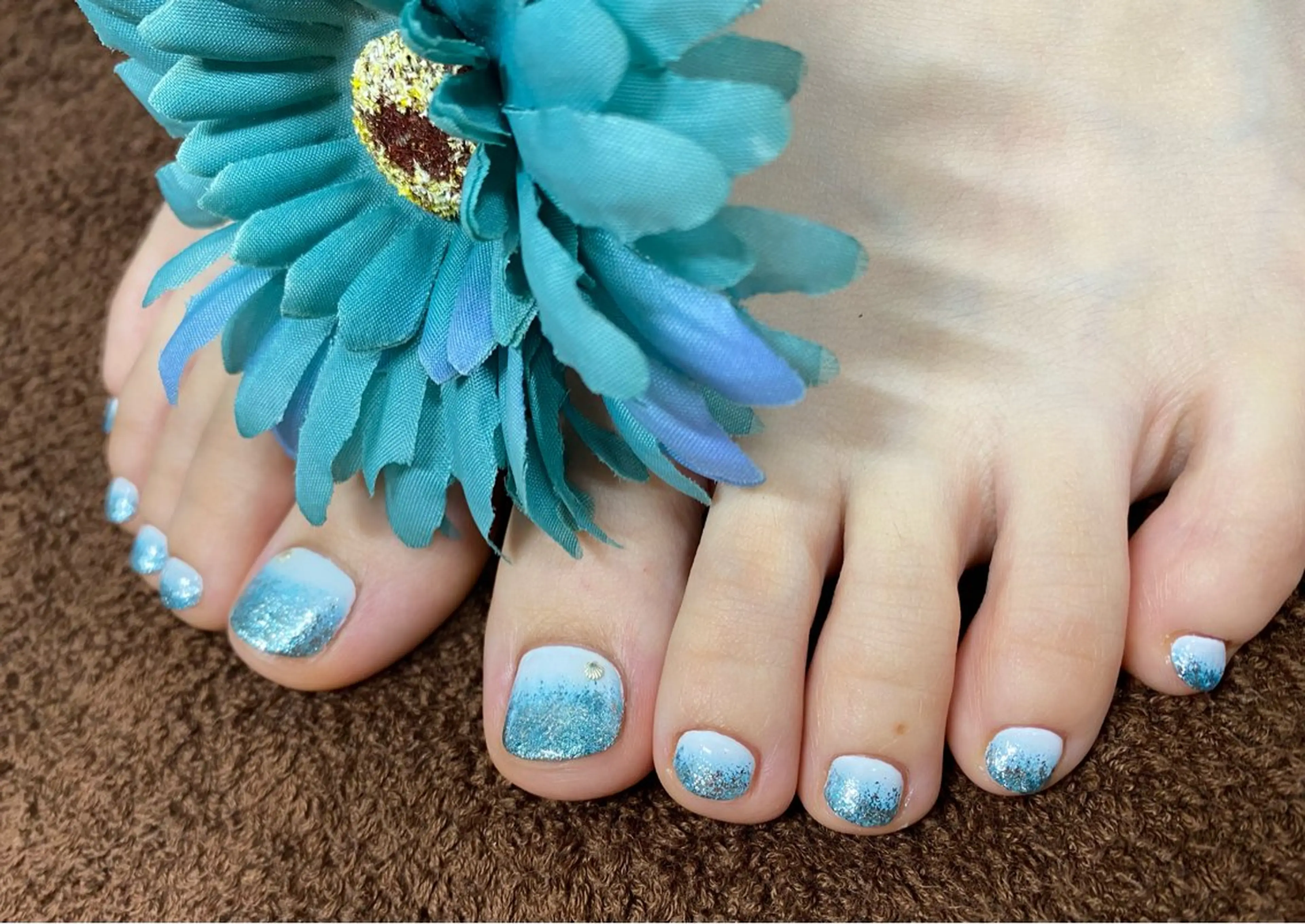 ネイル フットネイル Glanz  Nail aのネイルデザイン