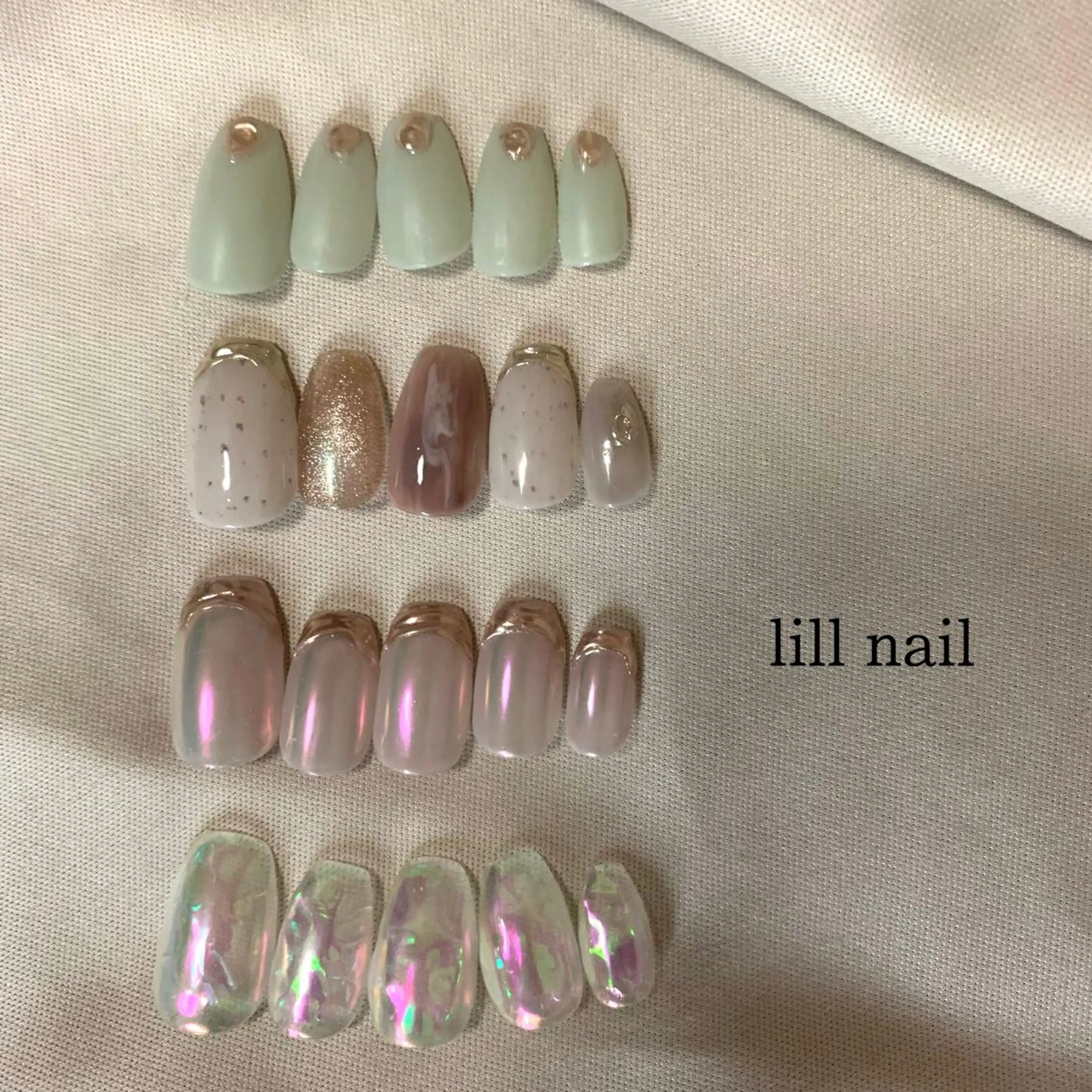 ミディアム pllia beautyのネイルデザイン