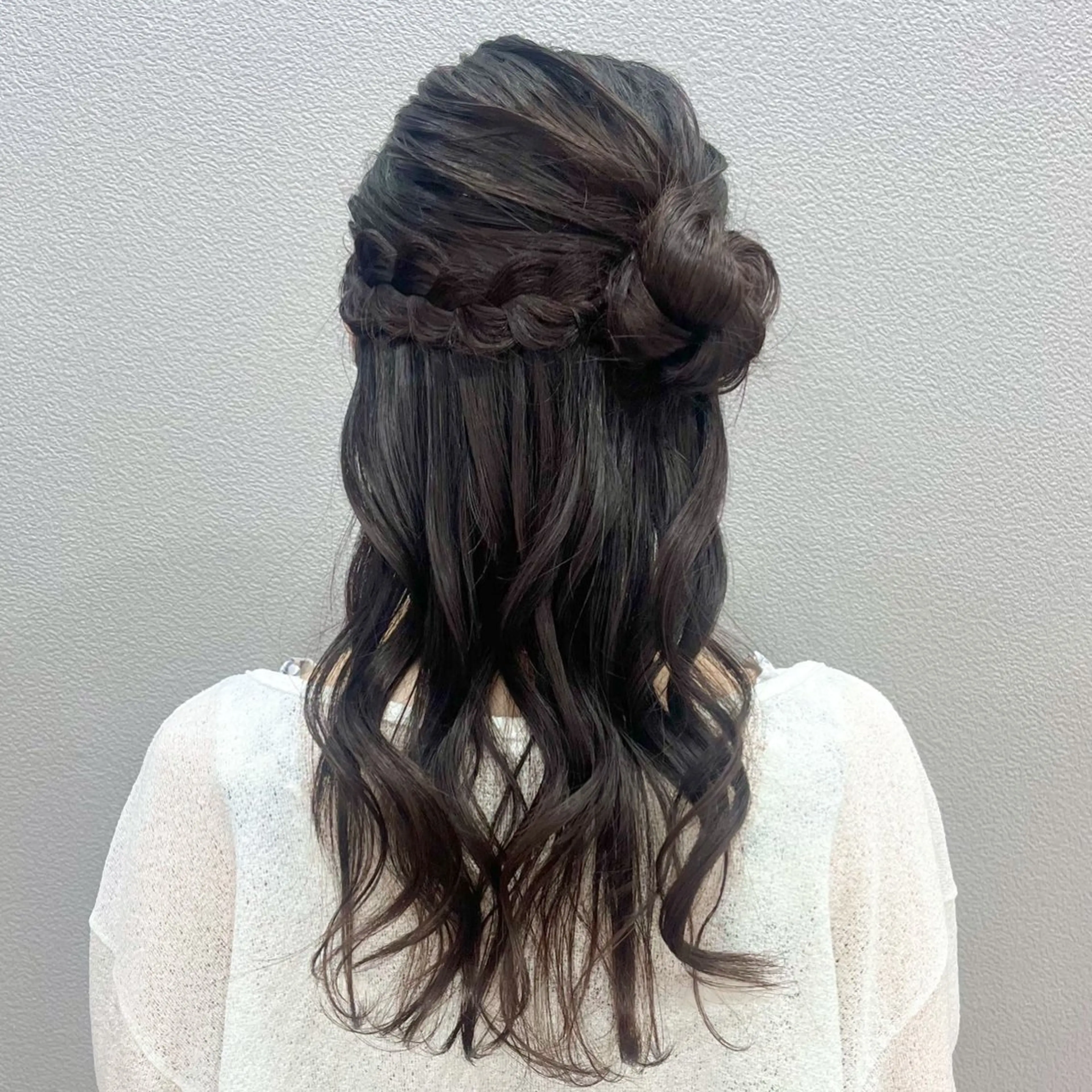 ロング ヘアアレンジ ヘアセット 伊藤 玲衣のヘアスタイル