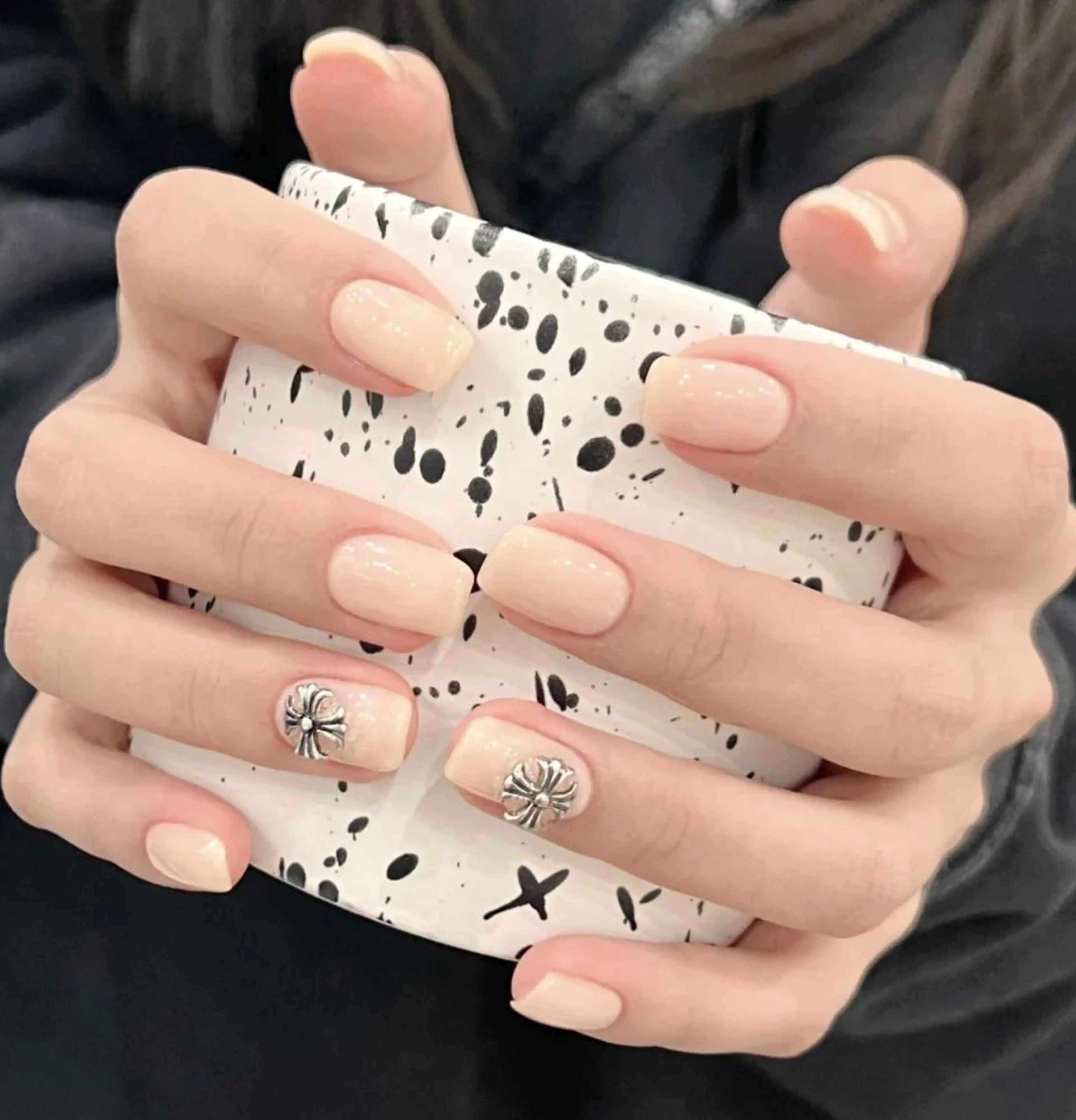 ネイル ラメ(グリッター) ラメグラデーション ワンカラーネイル Queens ciciのネイルデザイン