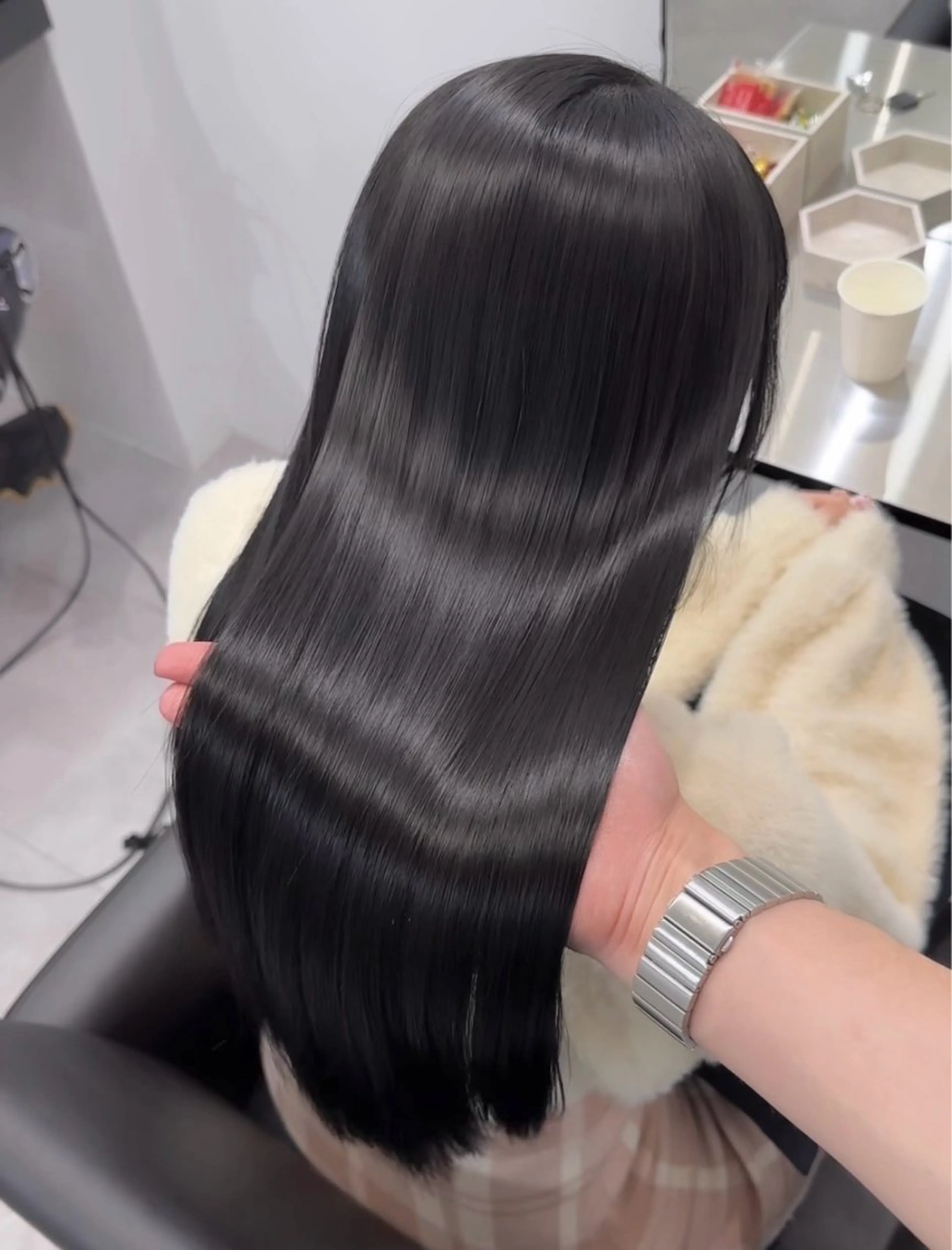 ロング ケアカラー 髪質改善 縮毛矯正 トリートメント 髪質改善/縮毛矯正 梅田茶屋町/西尾祐作のヘアスタイル