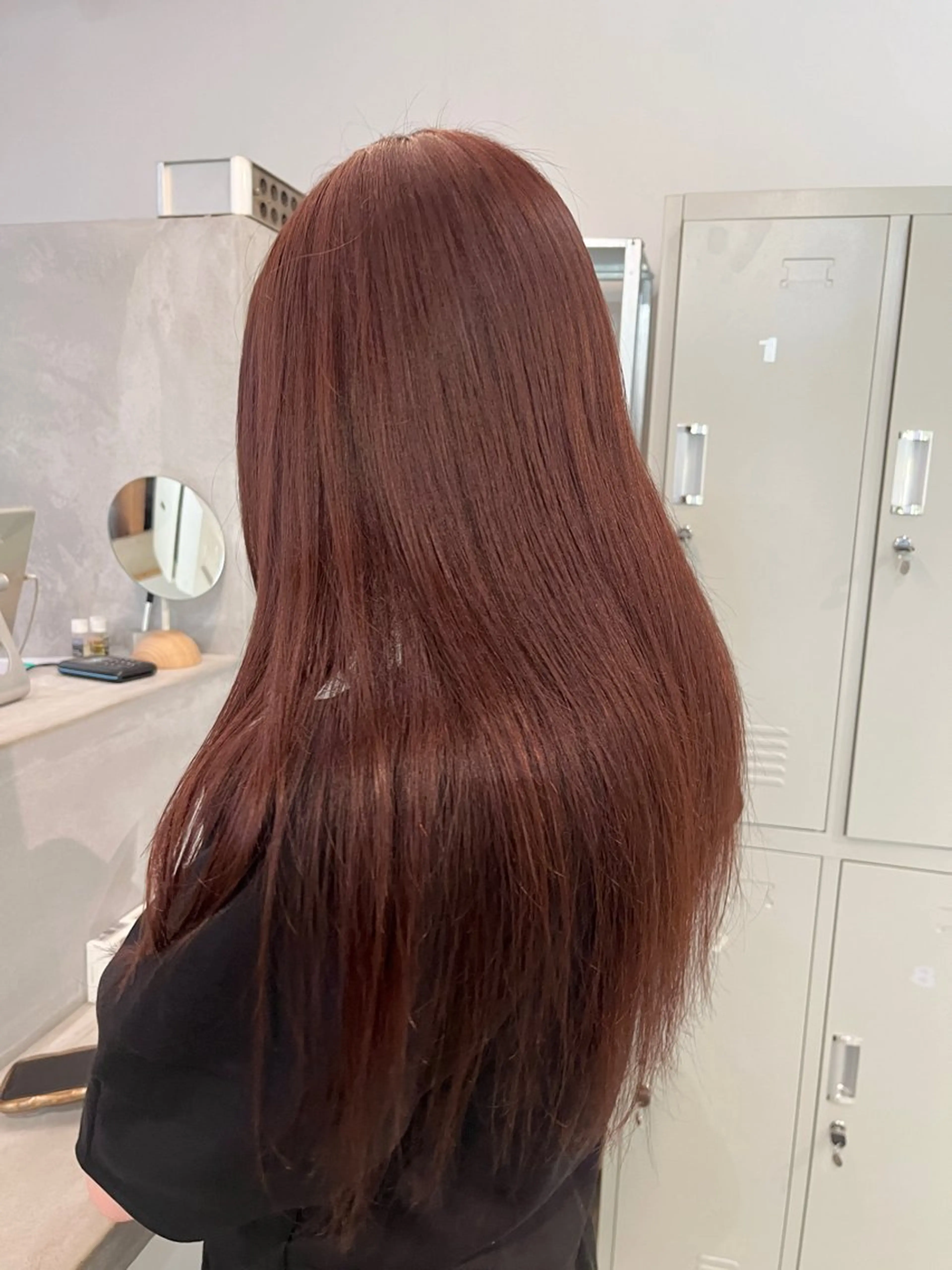 ロング ブリーチなしカラー ダブルカラーエクステのヘアスタイル