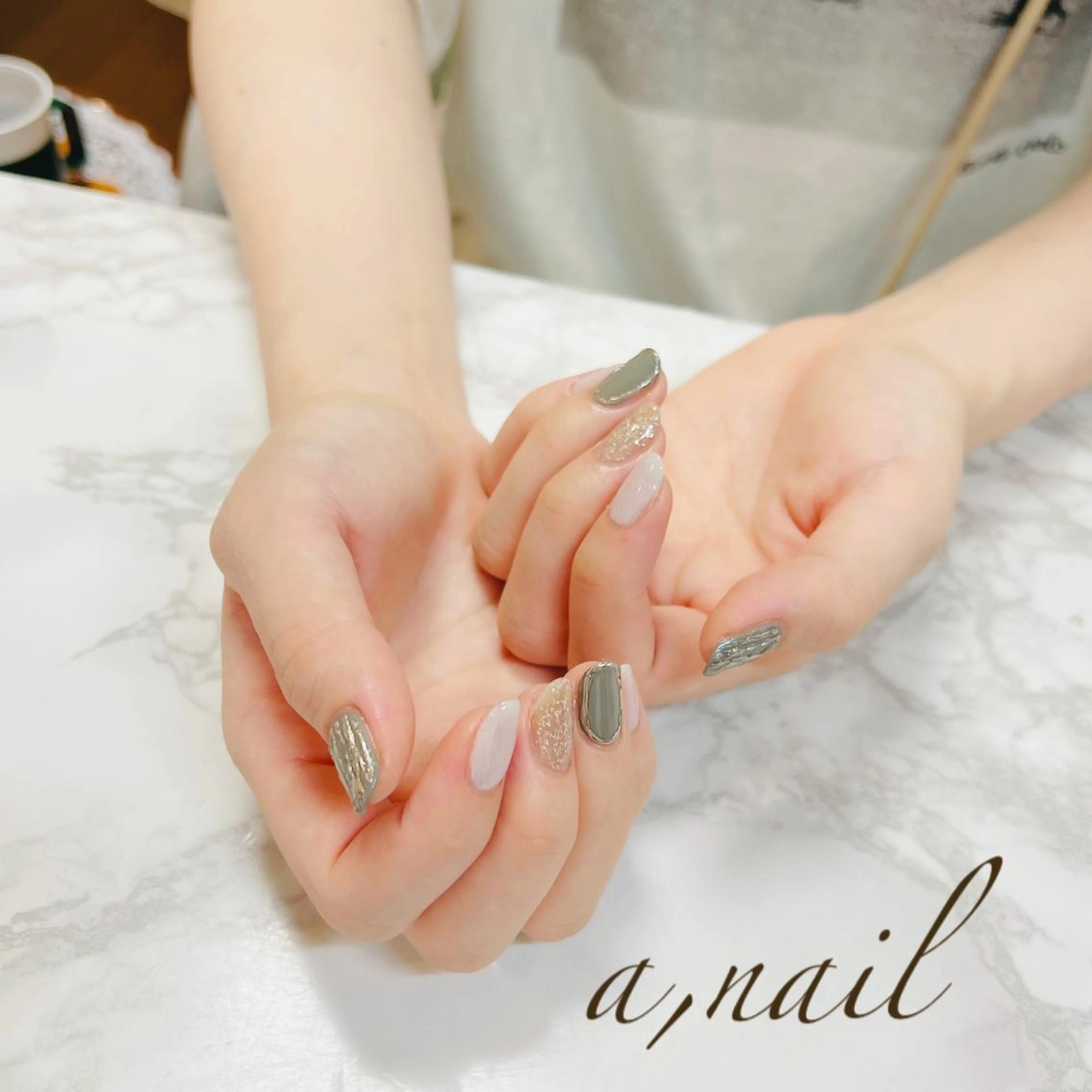 ネイル フットネイル ジェルネイル グラデーション マットネイル ミラーネイル ハンドネイル ネイルサロン エーネイルのネイルデザイン