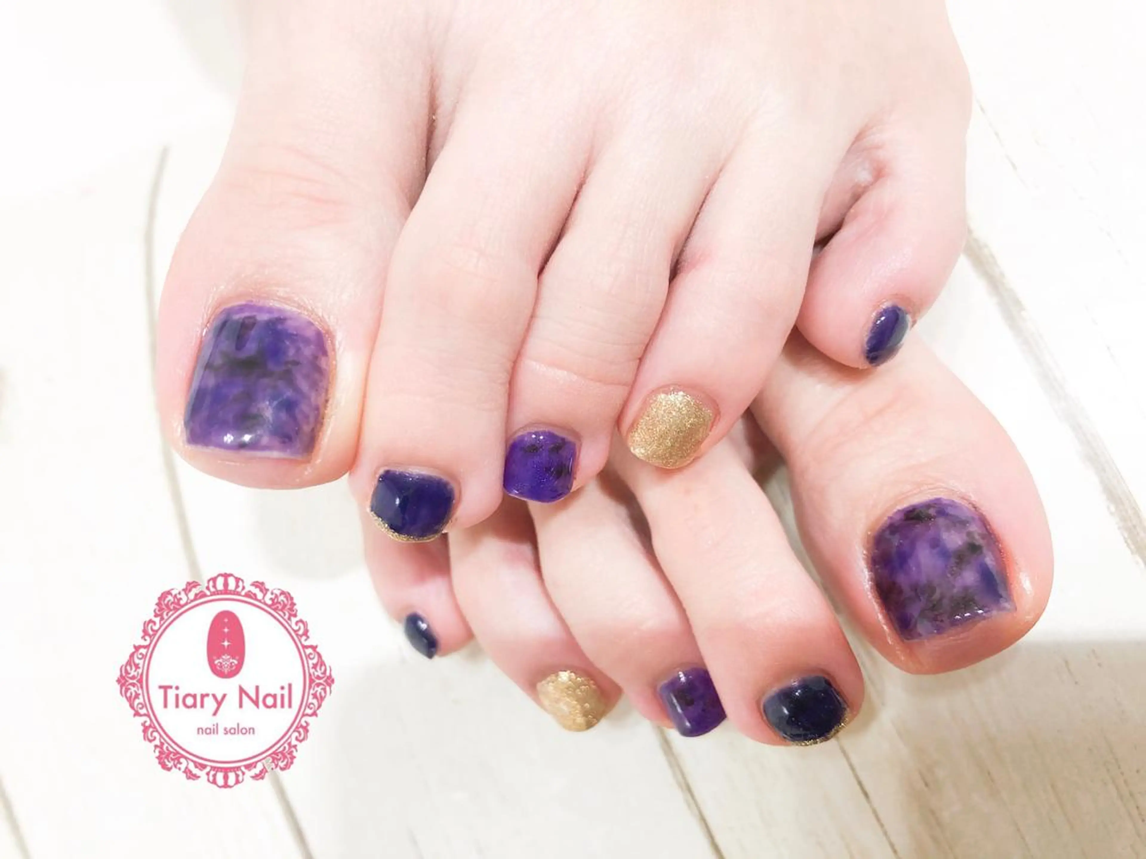 ネイル tiarynail K Kのネイルデザイン