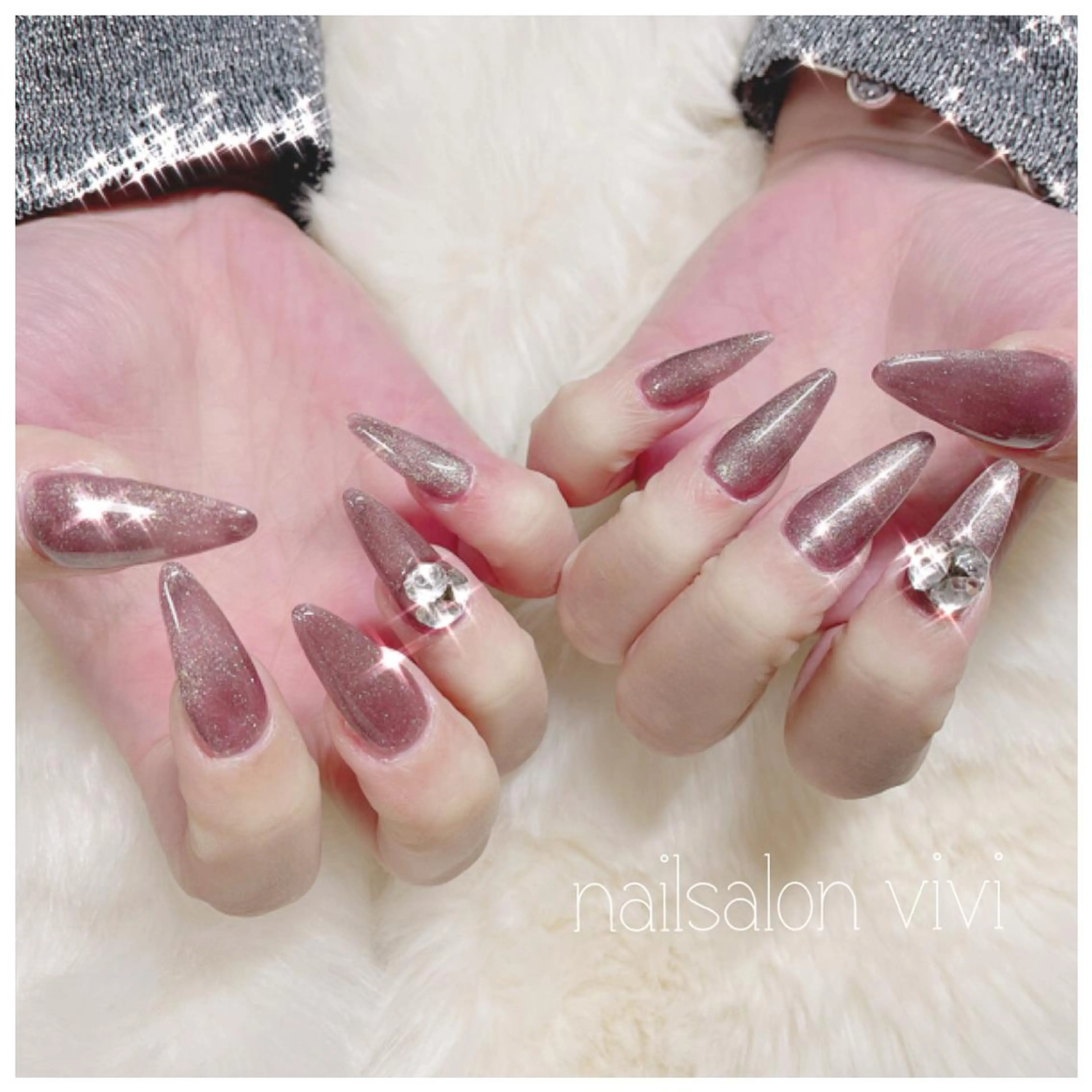 ネイル ＶＩＶＩ nailsalonのネイルデザイン