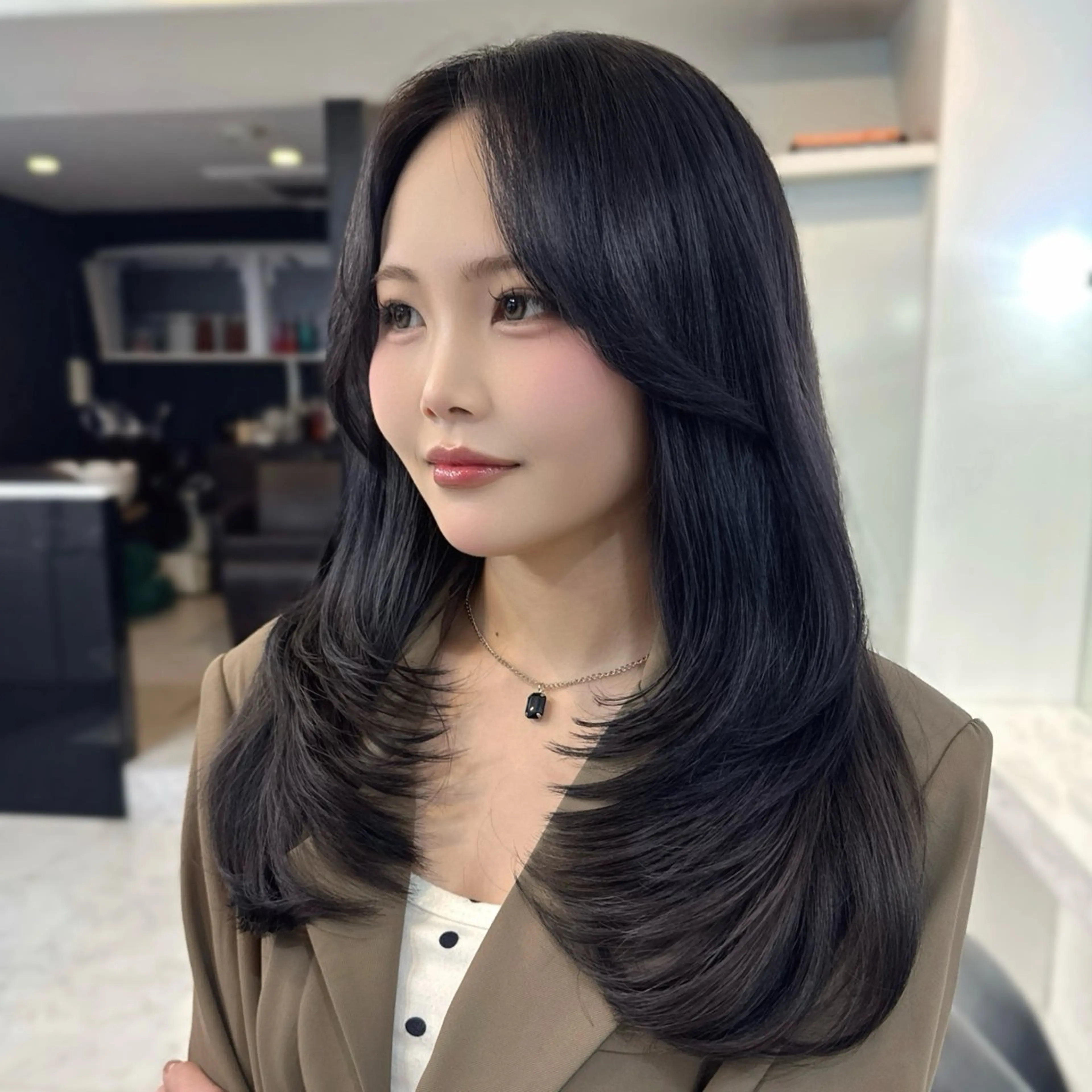 セミロング カラー カット ヘアカラー トリートメント 🦋韓国ヘア 坂本 菜摘🦋のヘアスタイル