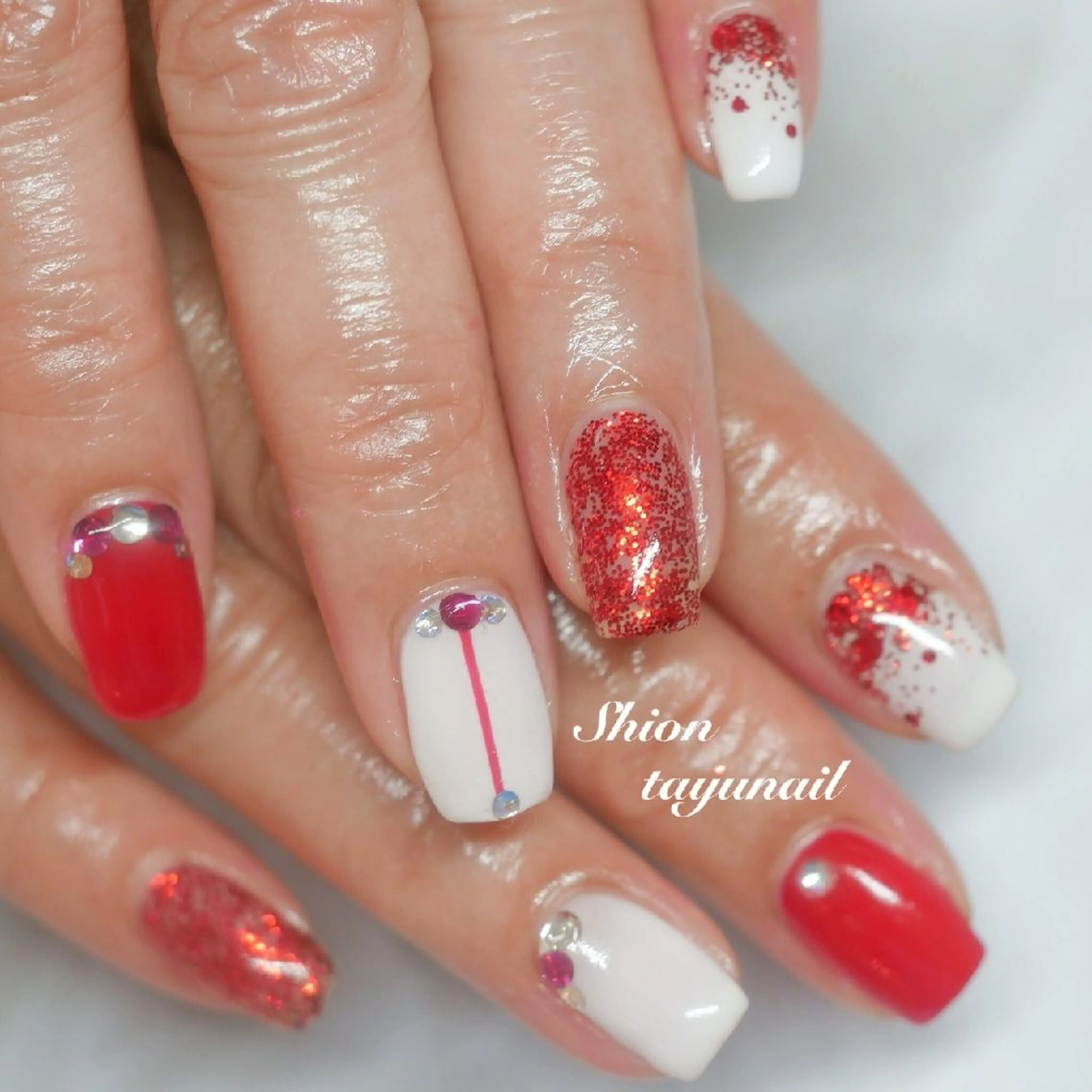 ネイル ブルー ジェルネイル グラデーション キラキラネイル ラメ(グリッター) ネイルサロン・ネイルスクール　たゆnail所属・ネイルサロン 【たゆnail】のネイルデザイン