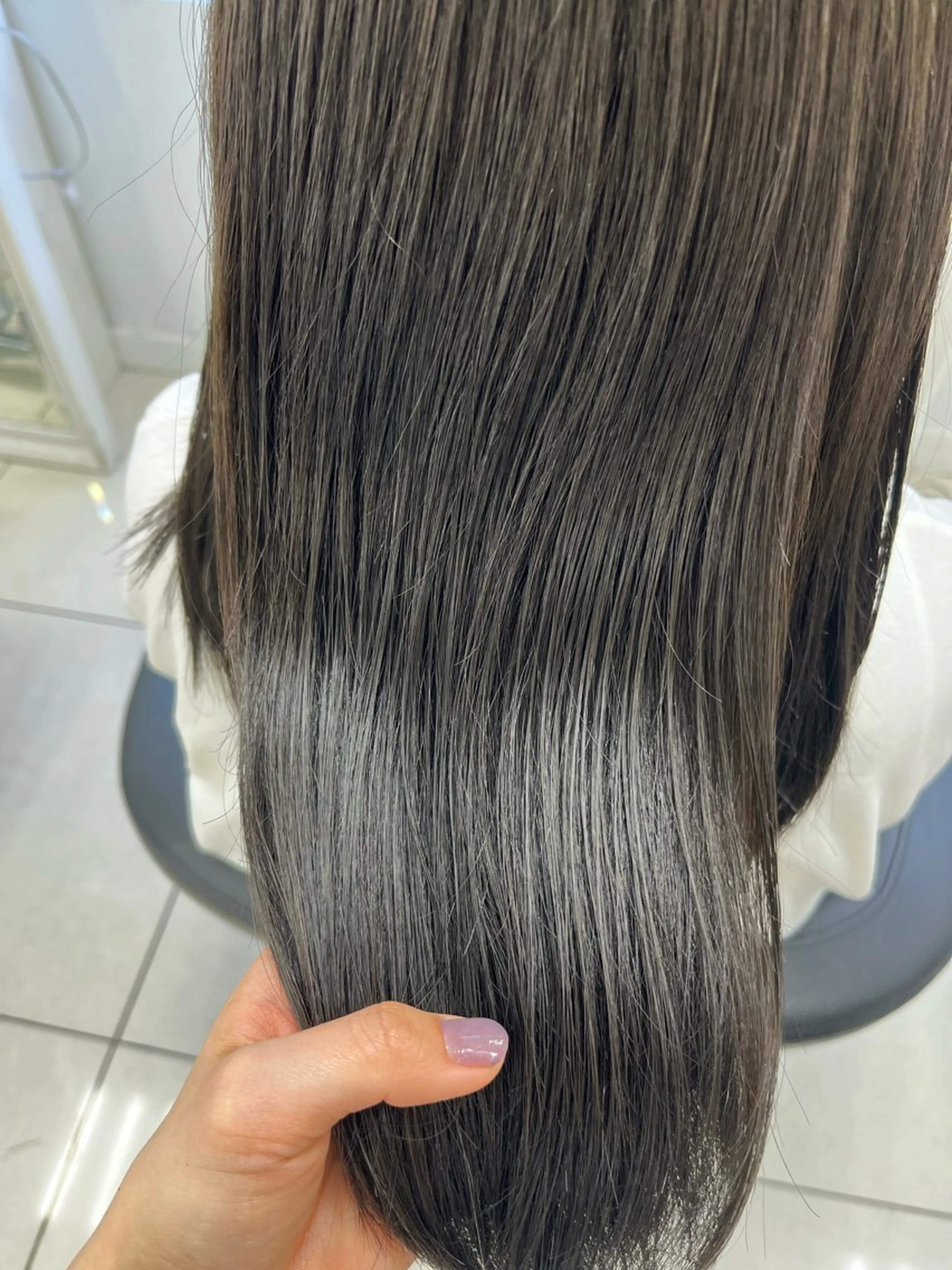 ミディアム カラー イルミナカラー カット ヘアカラー トリートメント 【センターパート/ マッシュ】ryokaのヘアスタイル