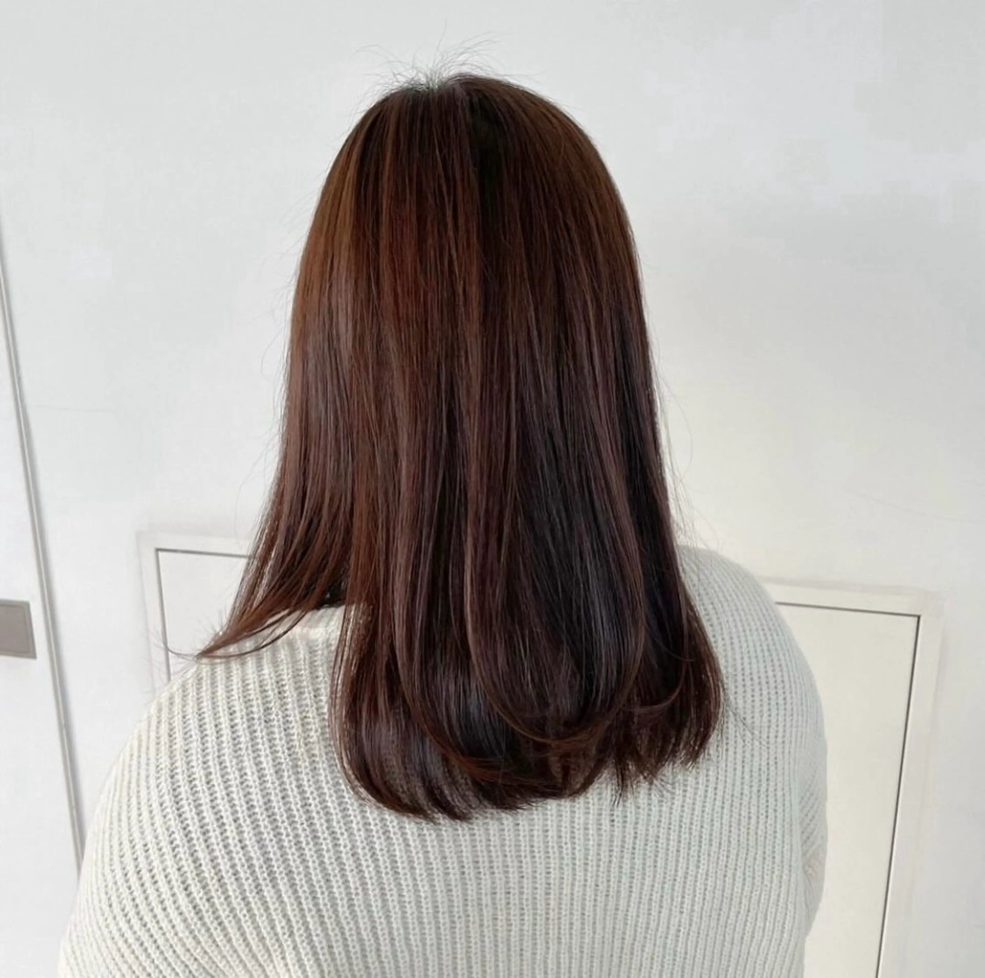 ミディアム カラー ブリーチ ブラウンカラー ブリーチなしカラー ピンクカラー ピンクブラウン 落合 美穂のヘアスタイル