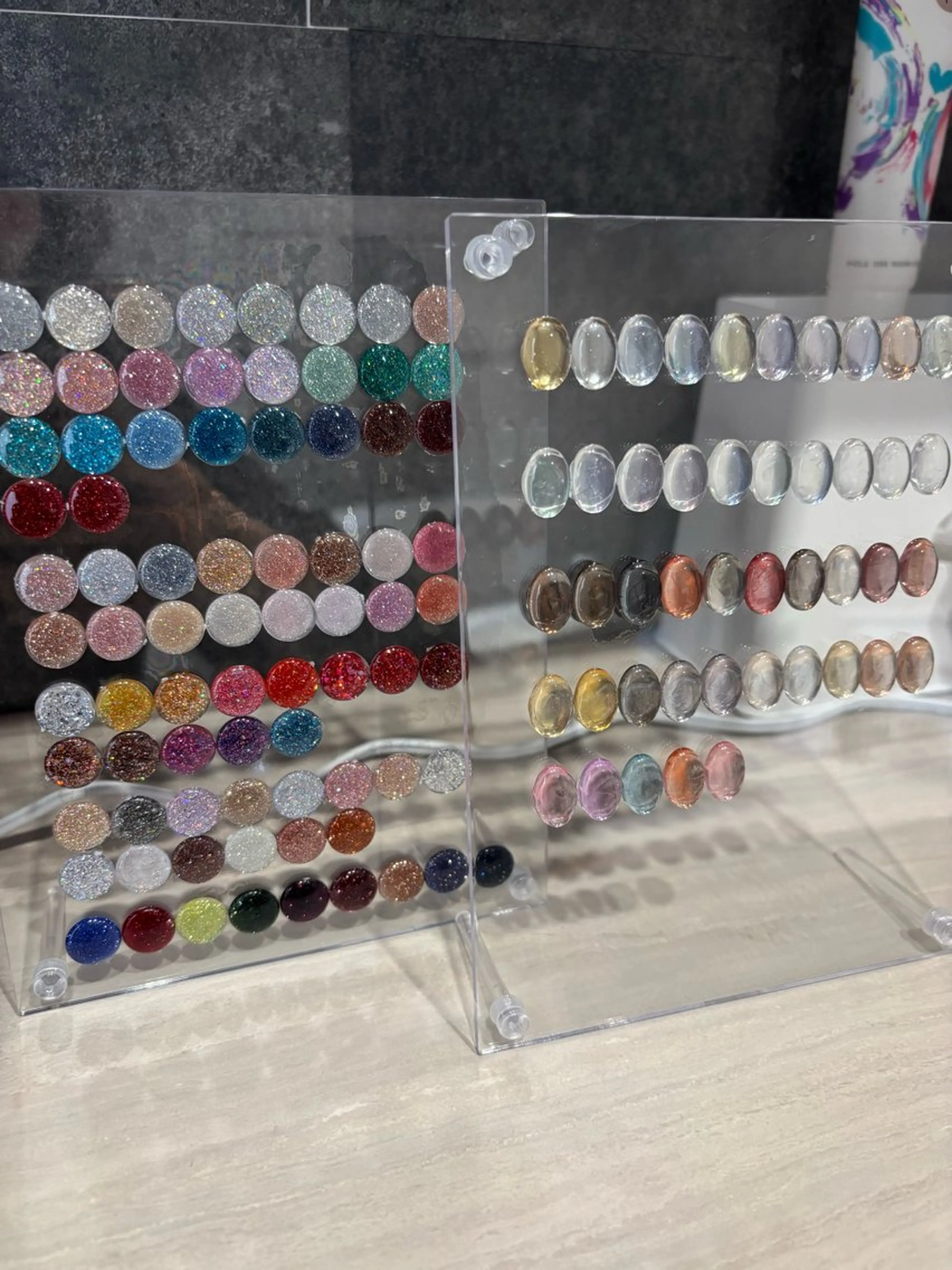 ネイル ラメ(グリッター) ミラーネイル .8 HAREのネイルデザイン