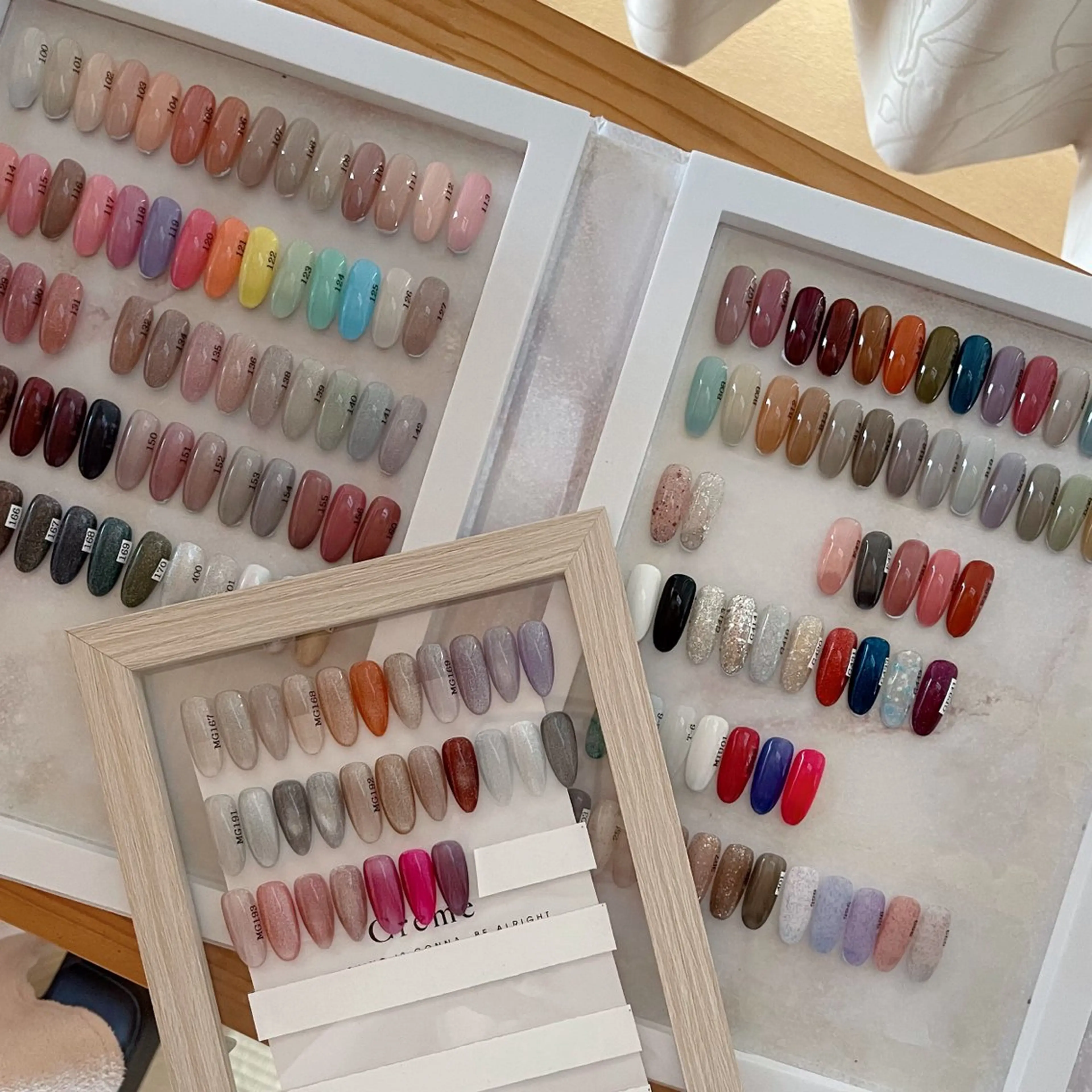 ネイル マグネットネイル NailSalon ひだまりのネイルデザイン