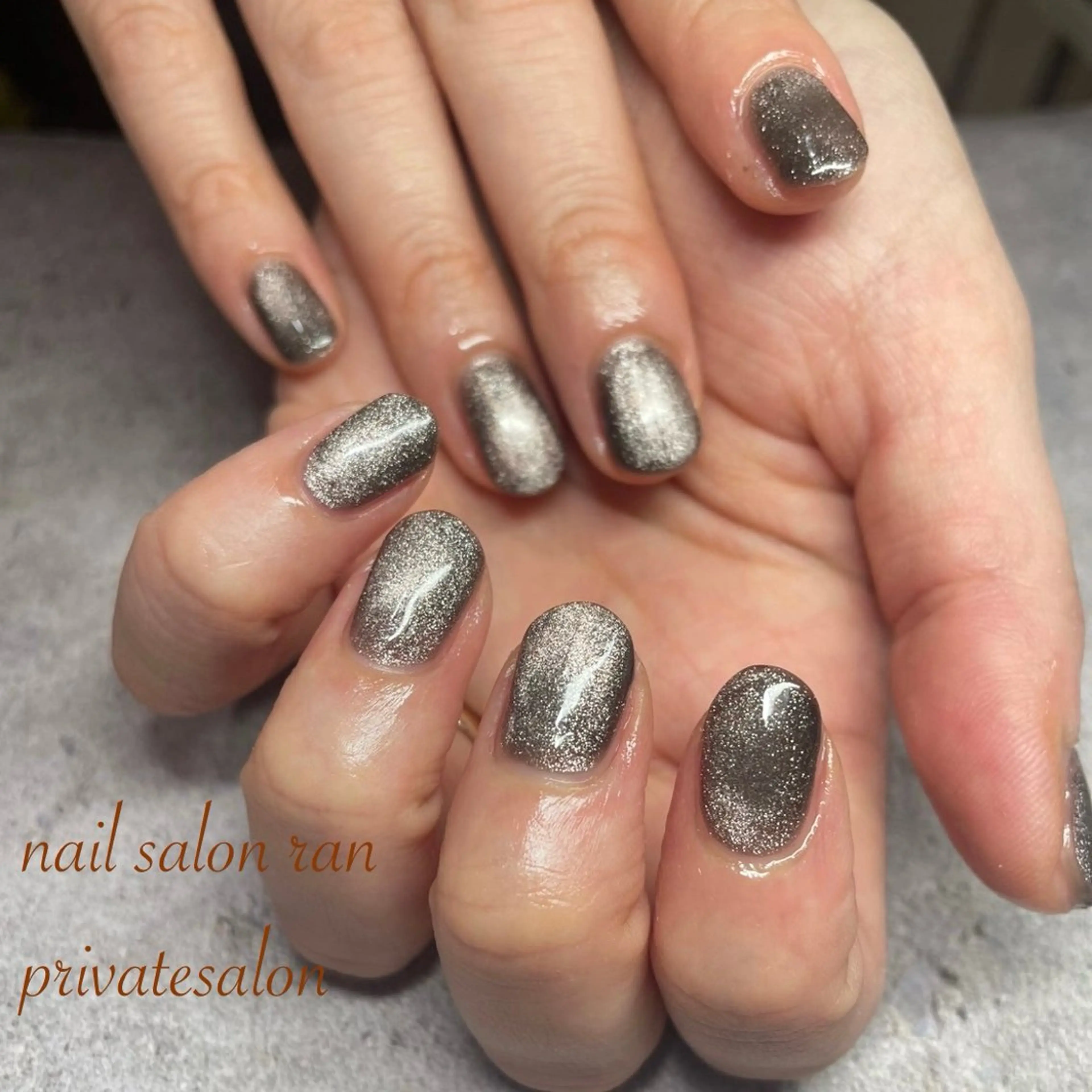 ネイル ミラーネイル ワンカラーネイル ハンドネイル nailsalon ranのネイルデザイン