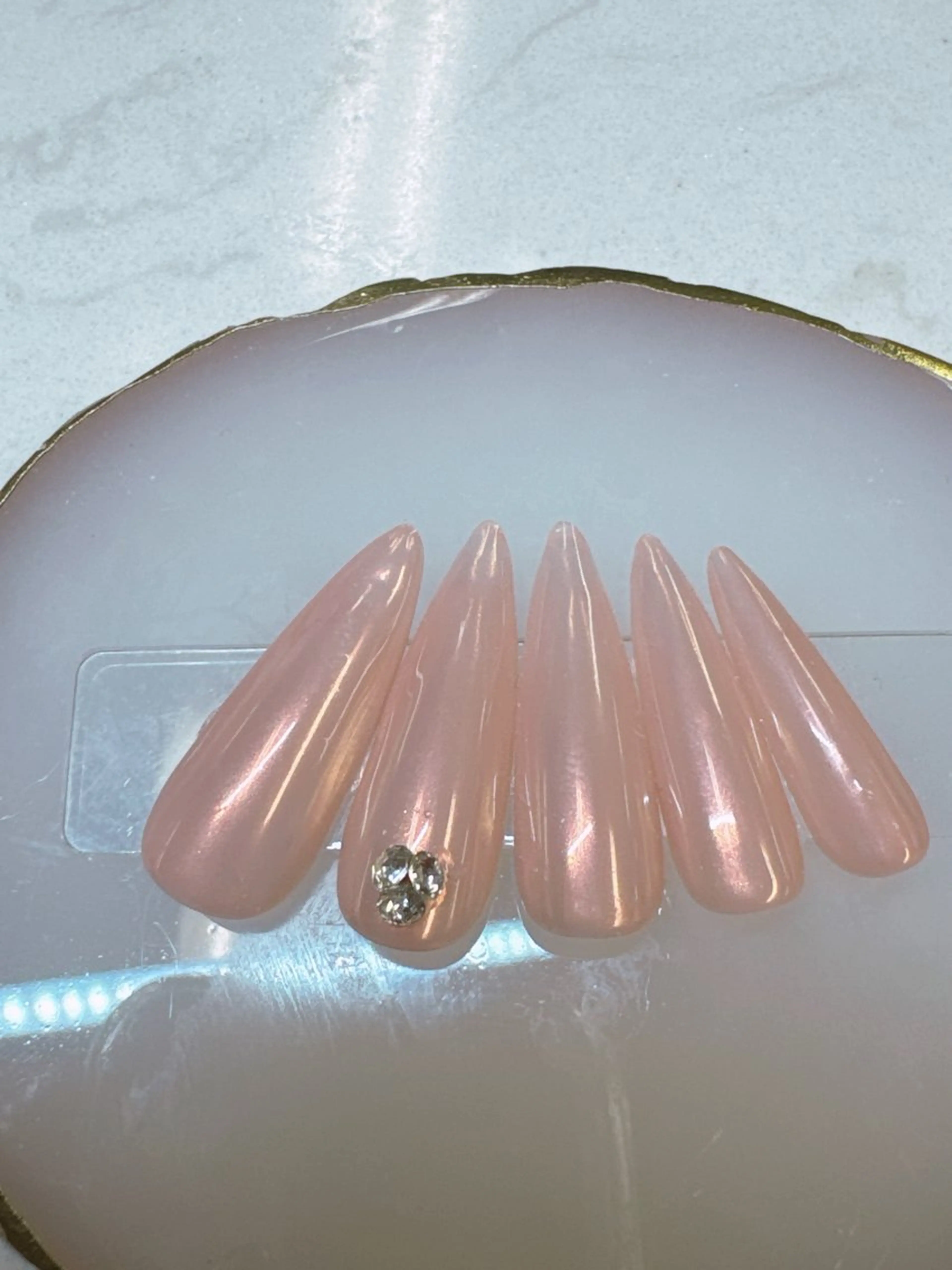 ネイル ジェルネイル マグネットネイル パラジェル ハンドネイル クイーンズネイル銀座所属・Queeens nailのネイルデザイン