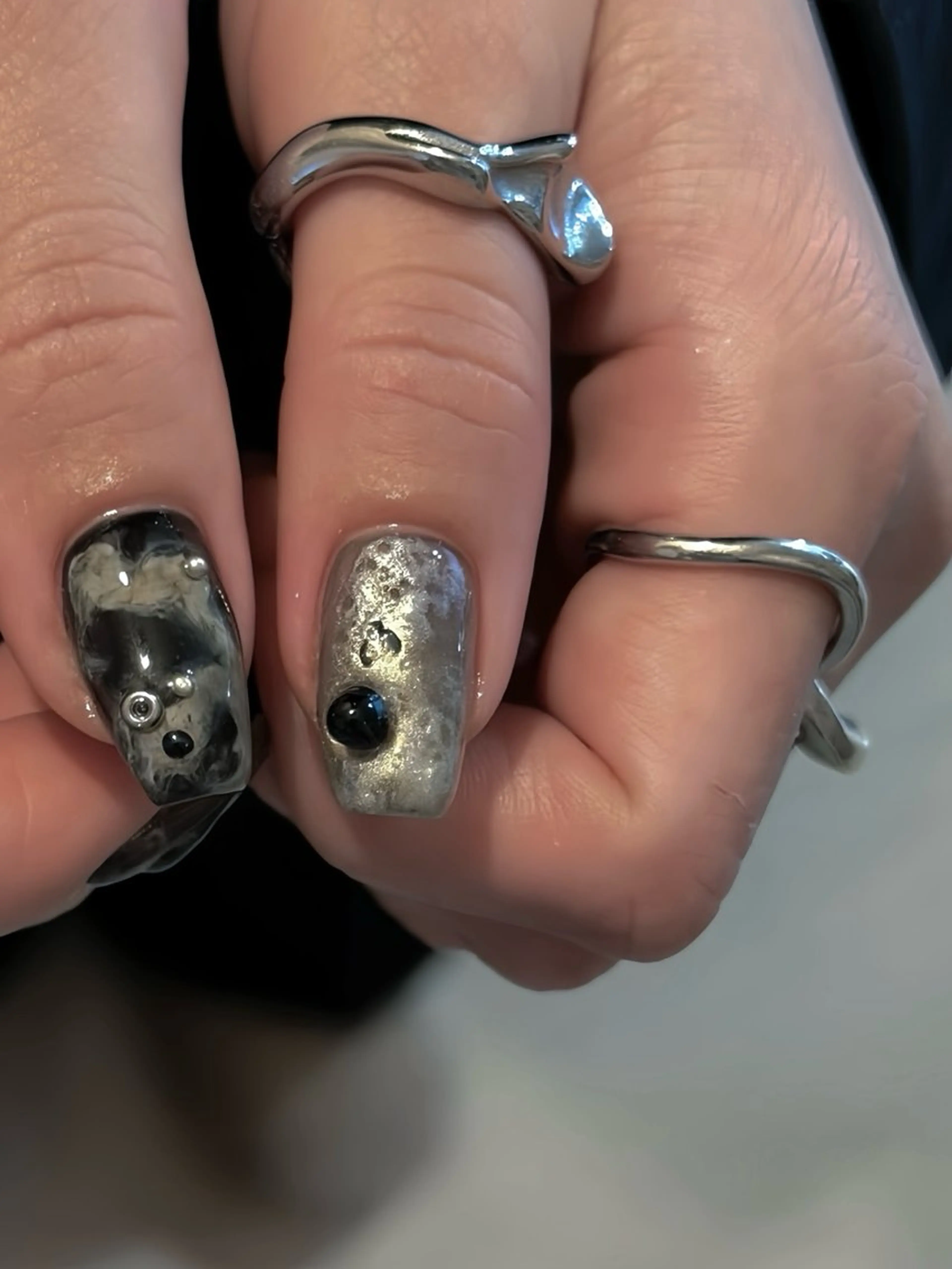 ネイル アートネイル 韓国ネイル ニュアンスネイル ぷっくりネイル ハンドネイル ハンドケア talo .のネイルデザイン